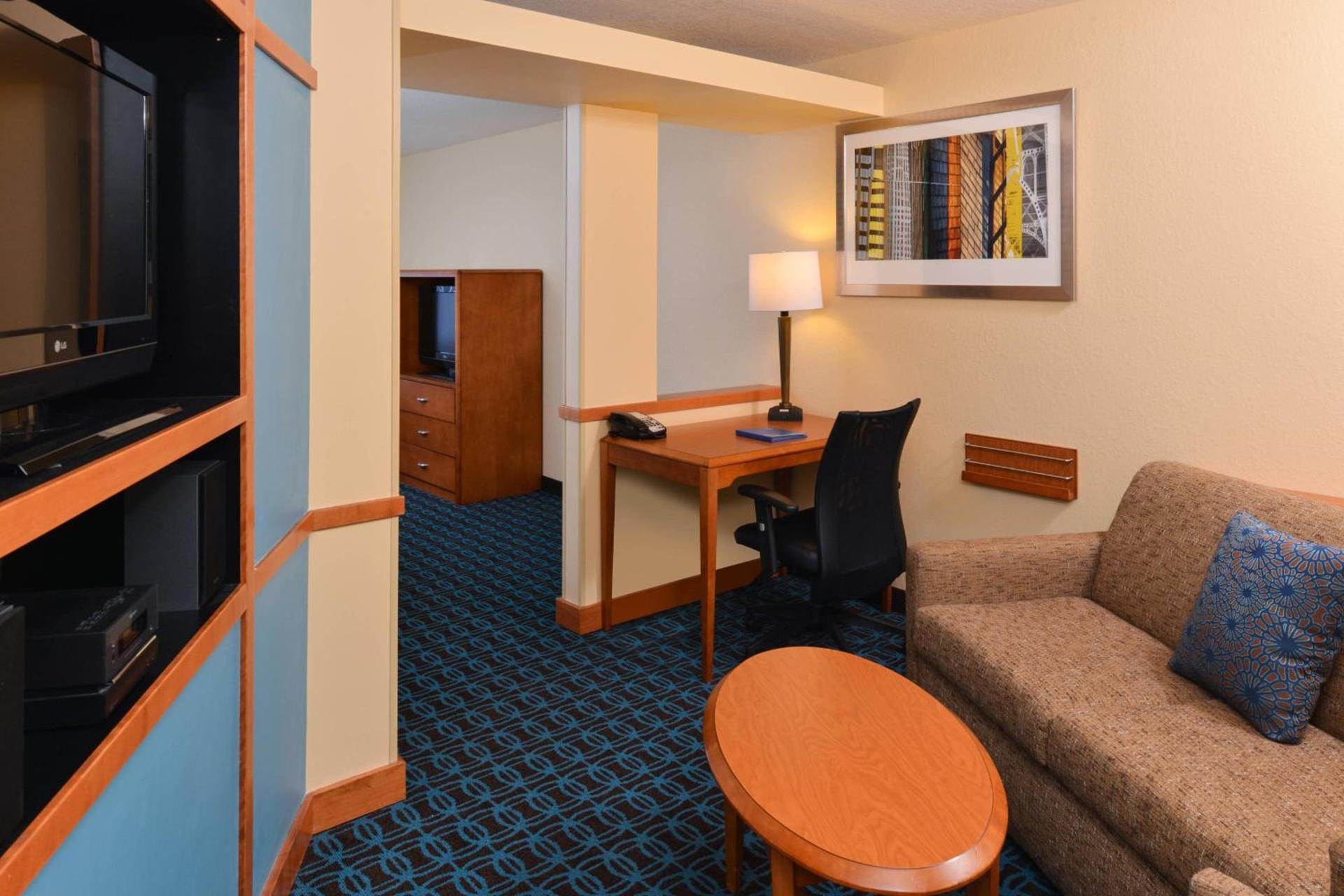 Fairfield Inn & Suites Bloomington photo 11