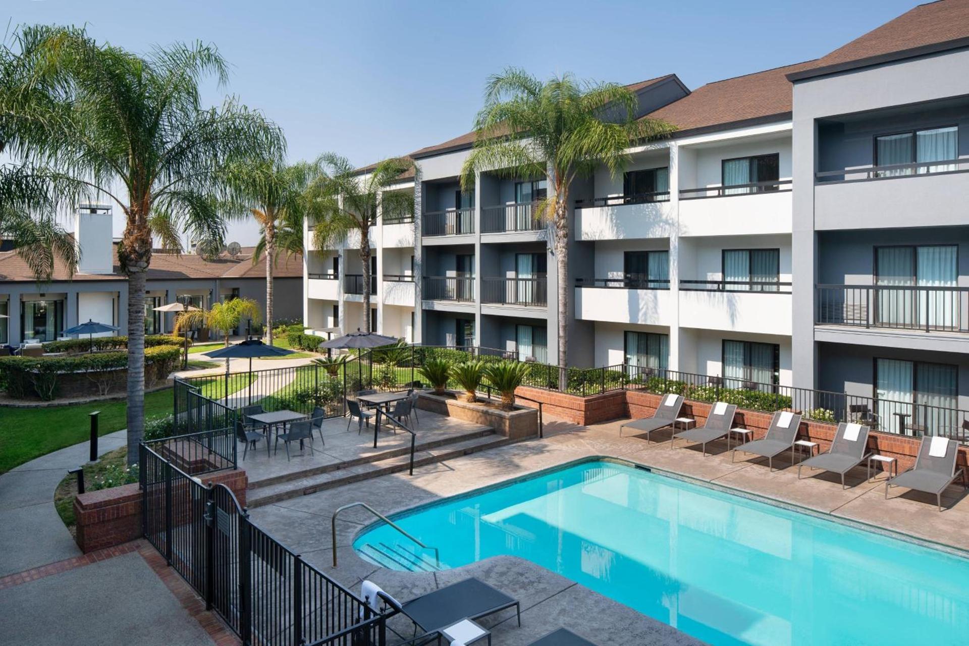 Courtyard by Marriott Fresno photo 31