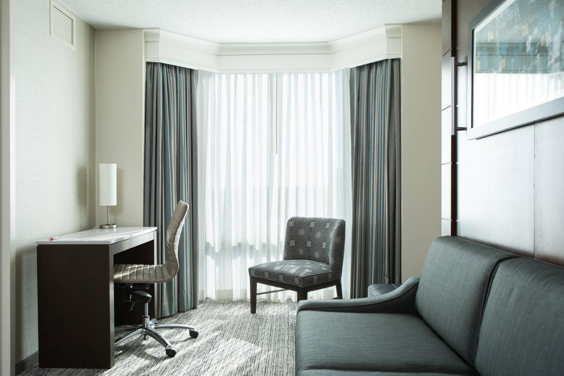 Hampton Inn & Suites Downers Grove Chicago photo 22