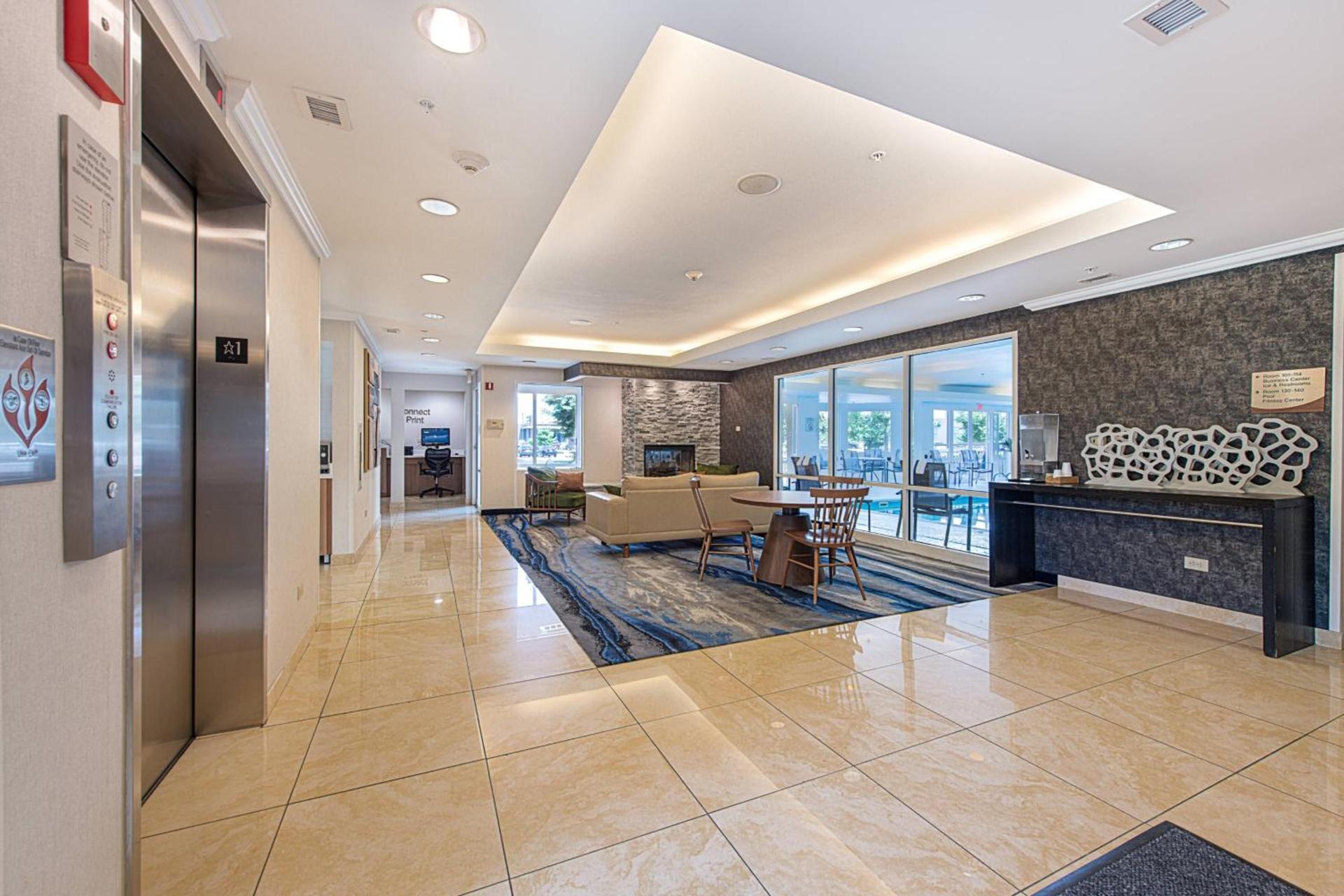 Fairfield Inn & Suites by Marriott Chicago Naperville photo 6