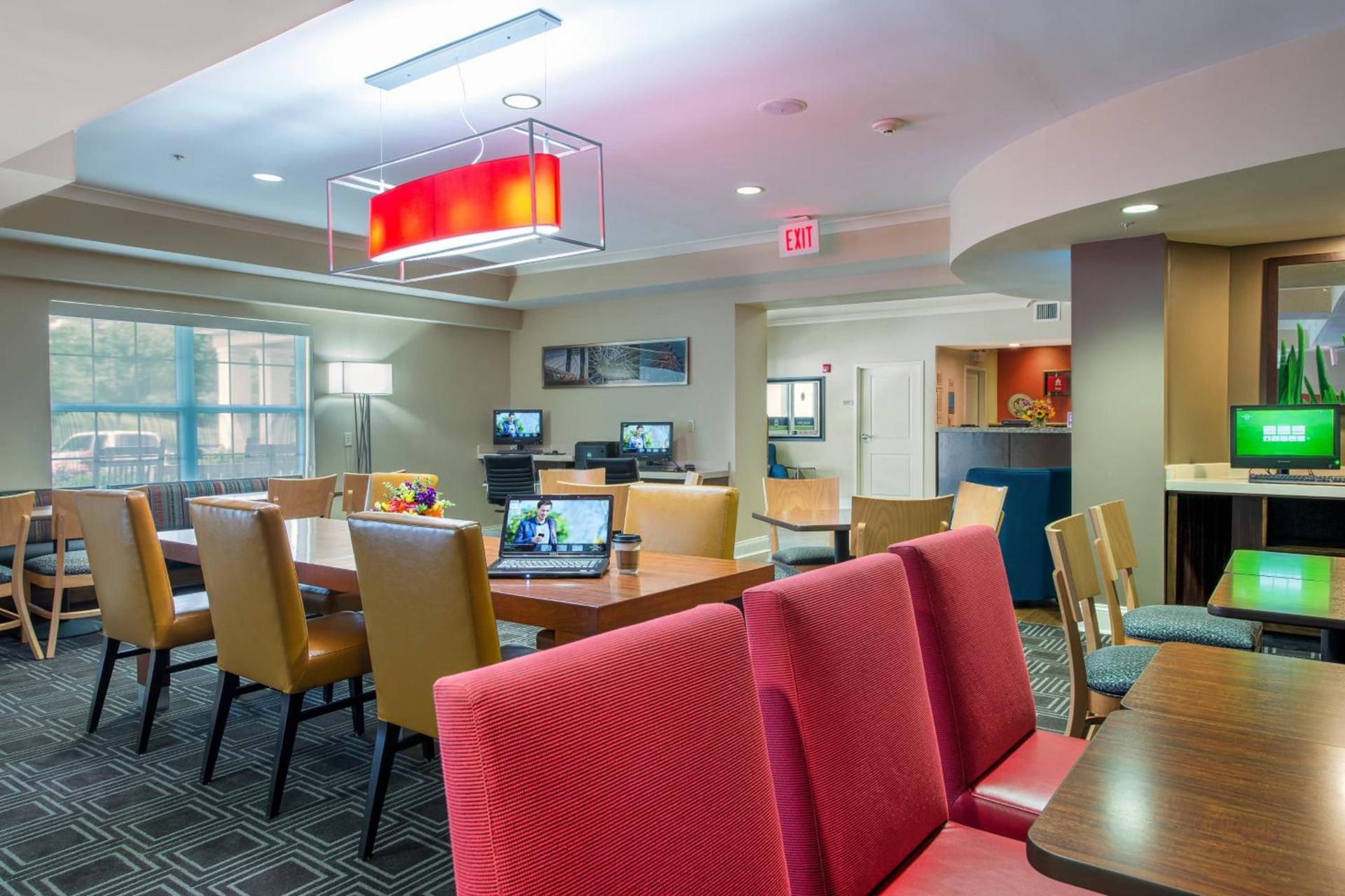 TownePlace Suites by Marriott Baltimore BWI Airport photo 23