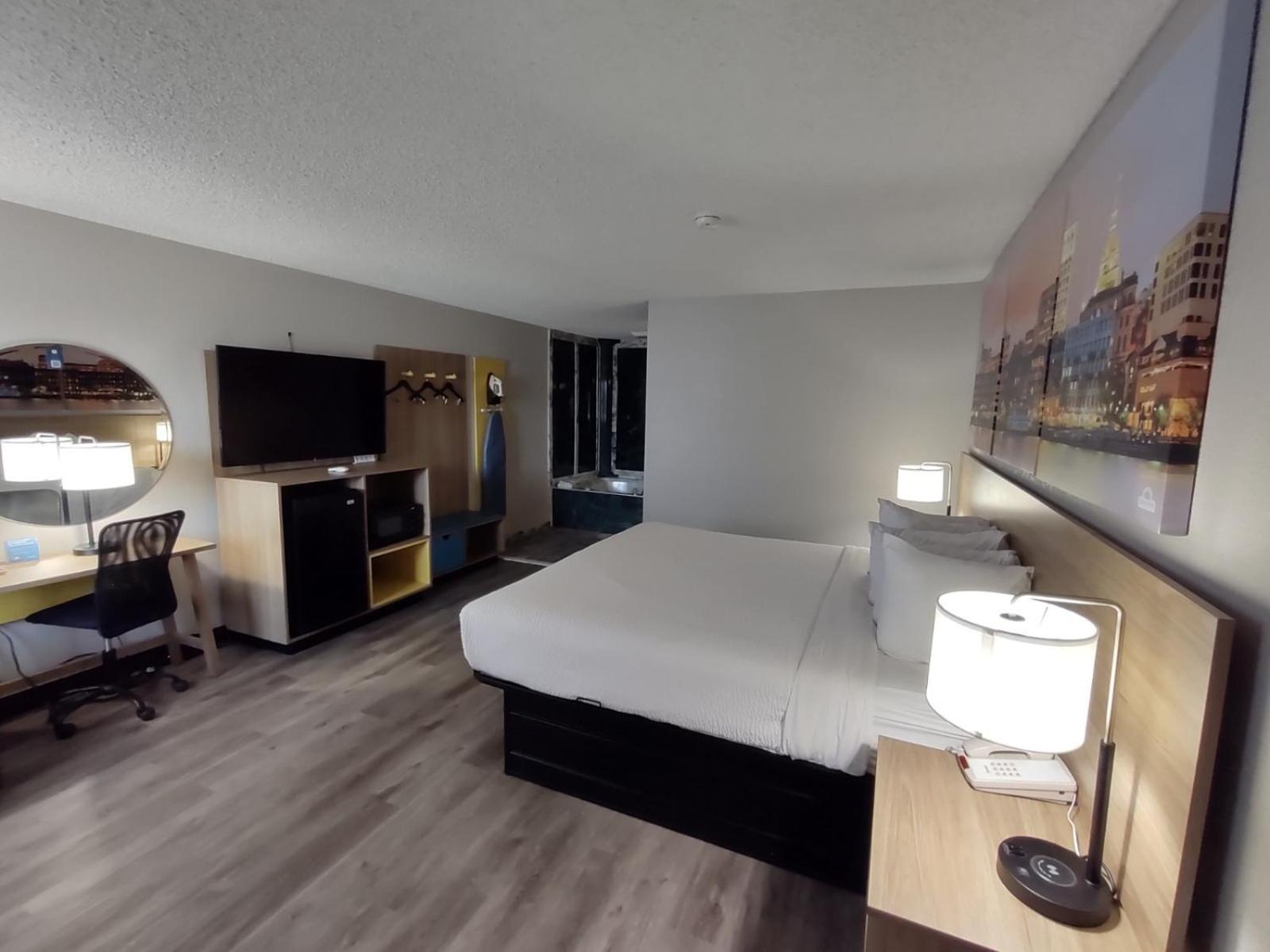Days Inn by Wyndham Lonoke photo 47