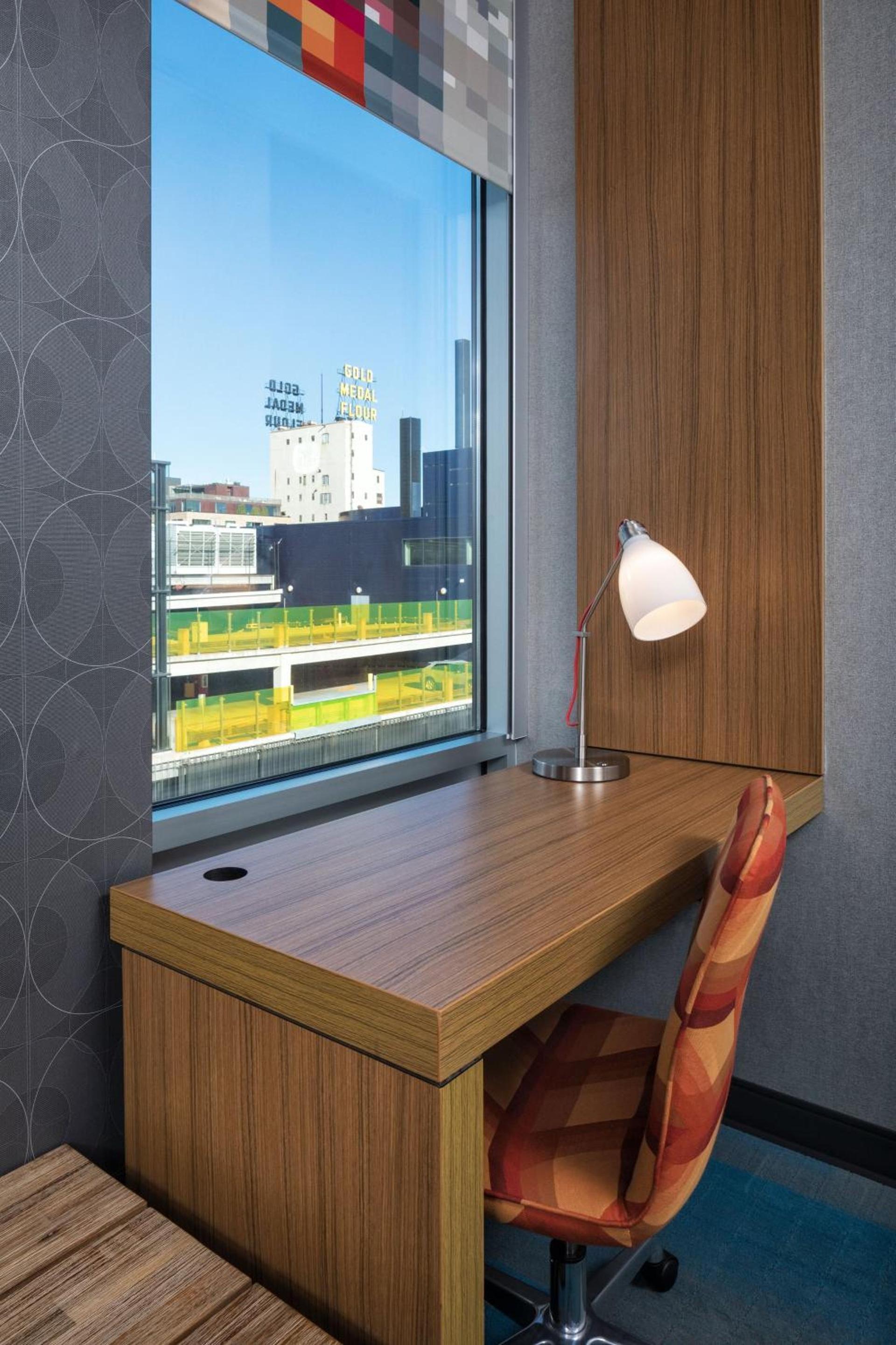 Aloft by Marriott Minneapolis photo 9