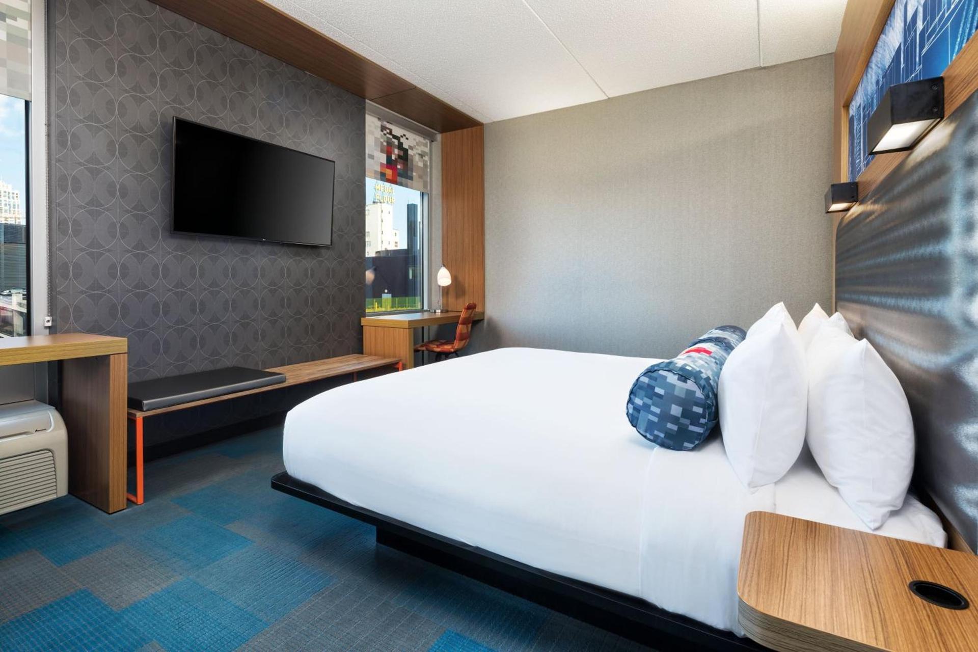 Aloft by Marriott Minneapolis photo 12