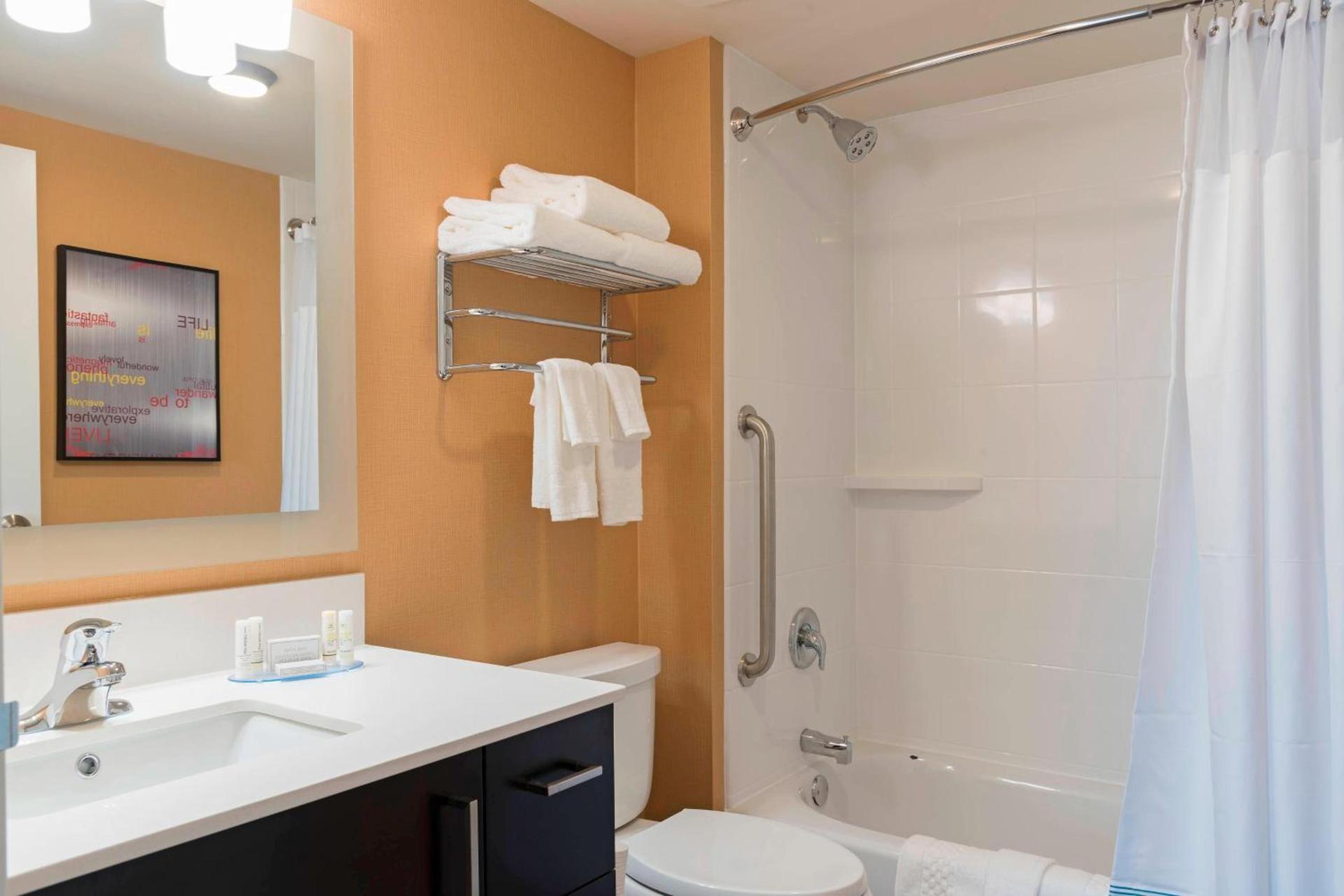 TownePlace Suites by Marriott Ontario-Mansfield photo 12
