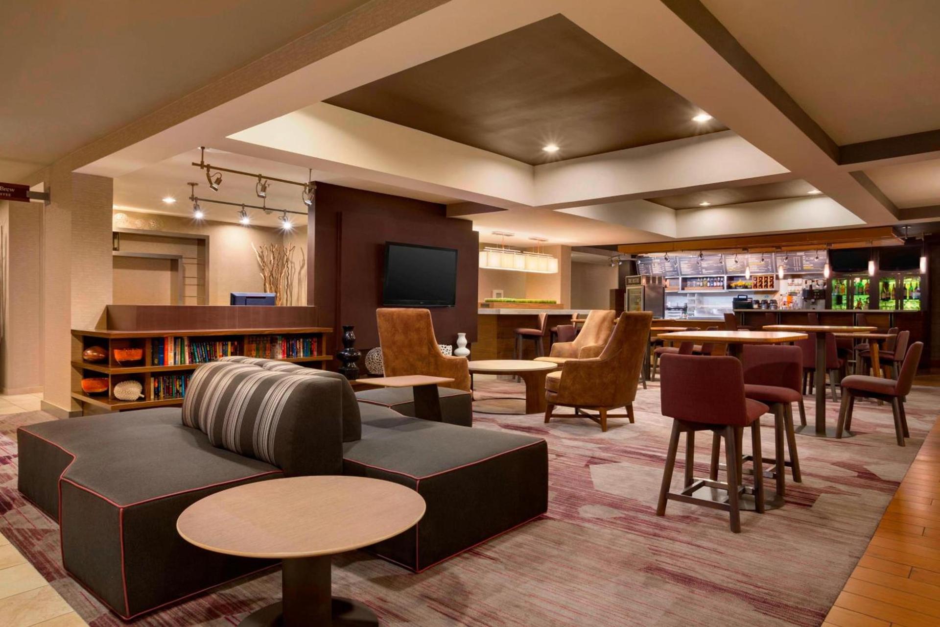 Courtyard by Marriott Champaign photo 32