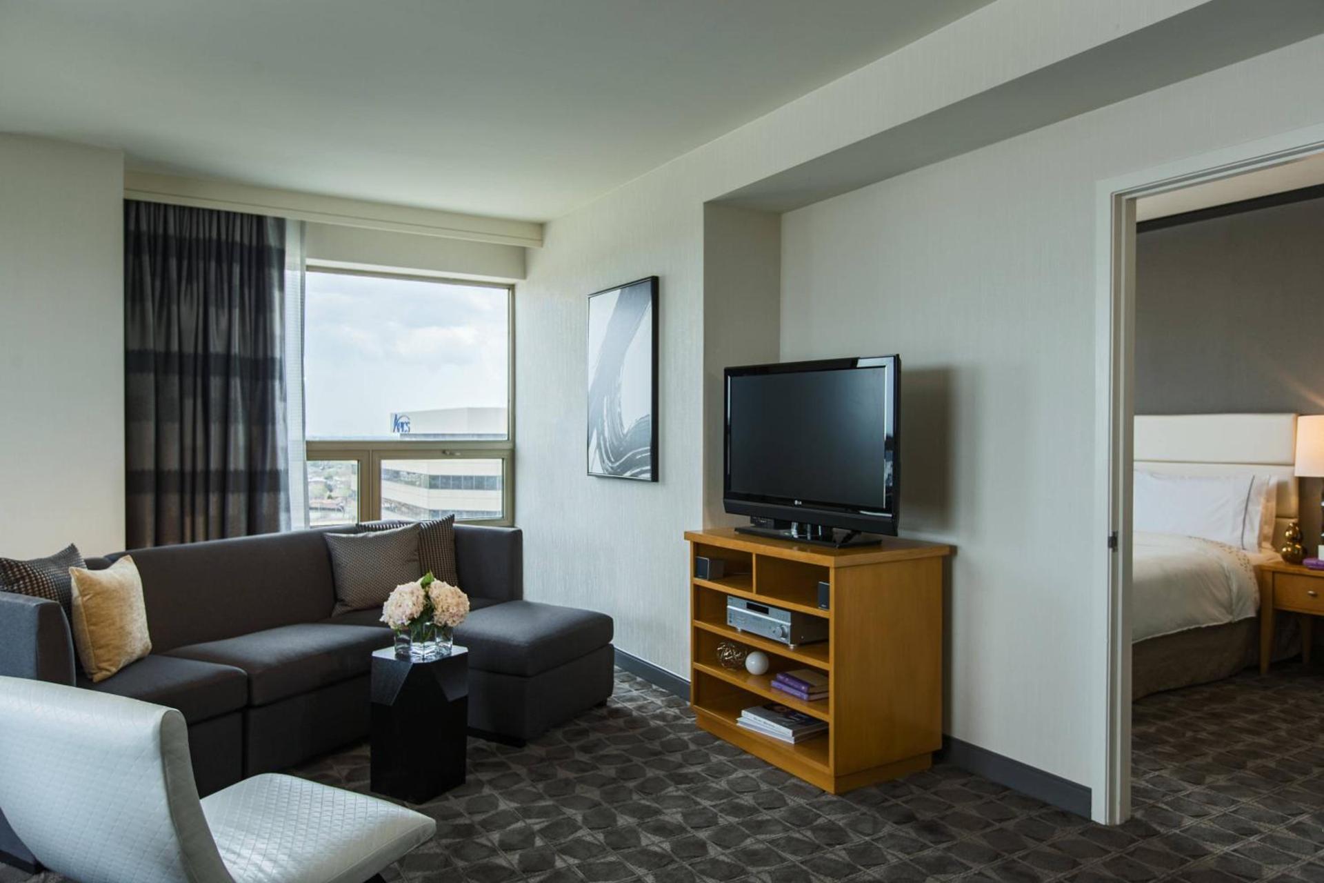 Renaissance Chicago O'Hare Suites Hotel photo 7