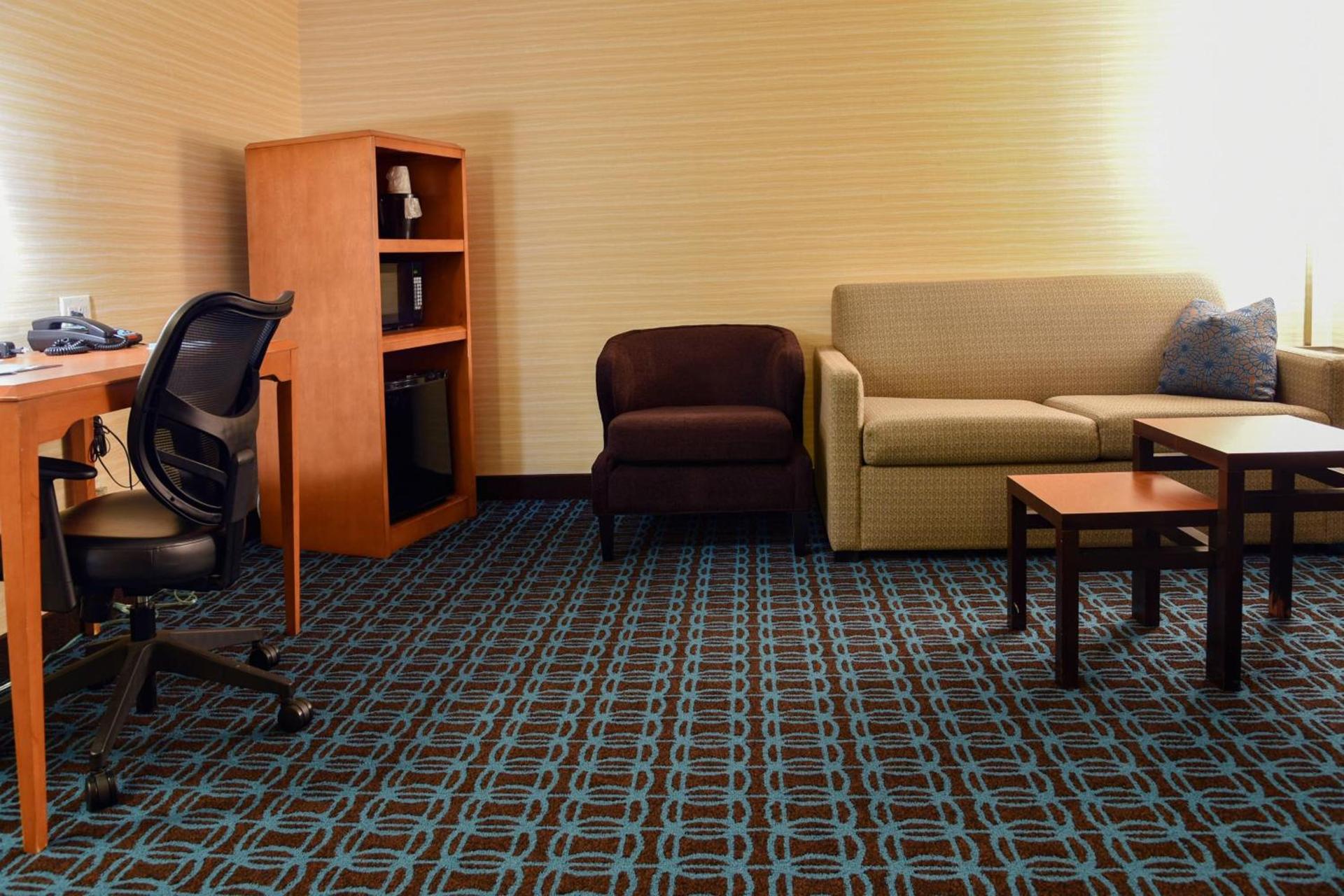 Fairfield Inn Hartford Airport photo 11