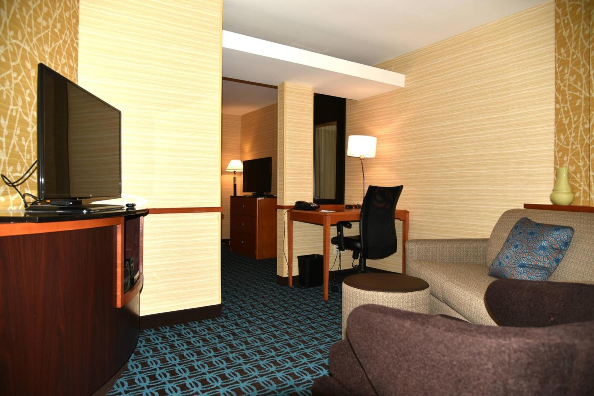 Fairfield Inn Hartford Airport photo 14