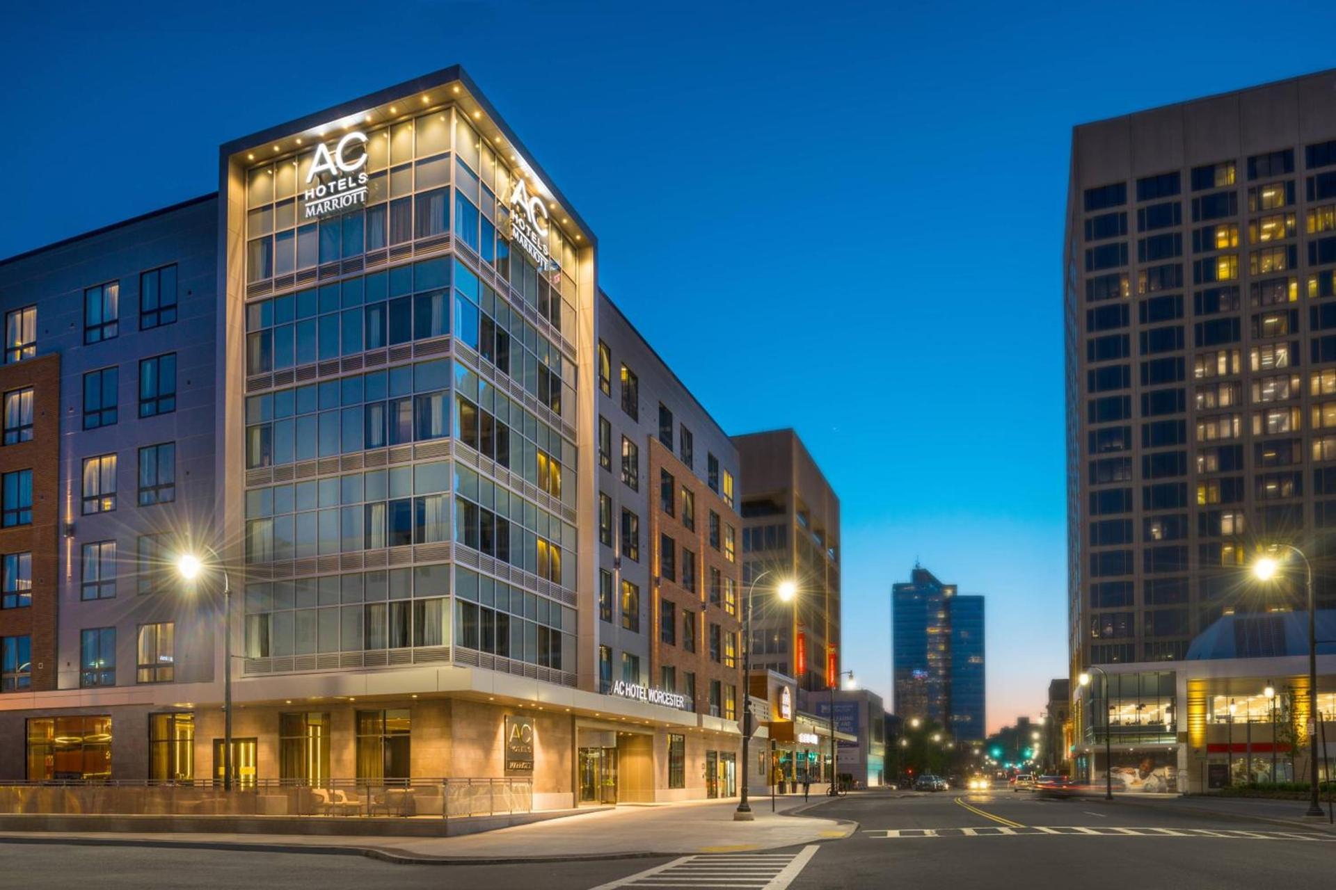 AC Hotel by Marriott Worcester photo 3