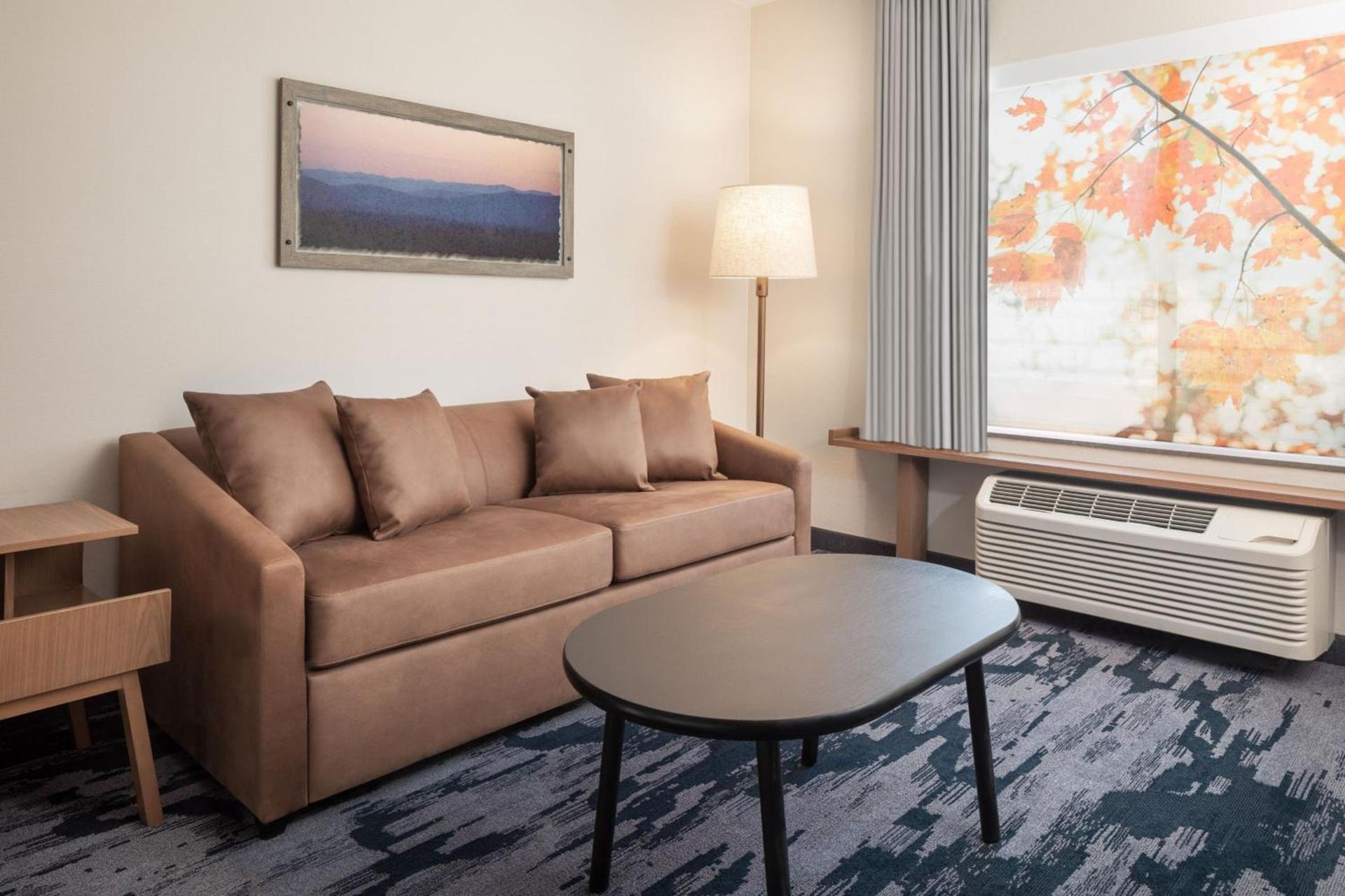 Fairfield Inn & Suites by Marriott Fresno North/Shaw Avenue photo 9