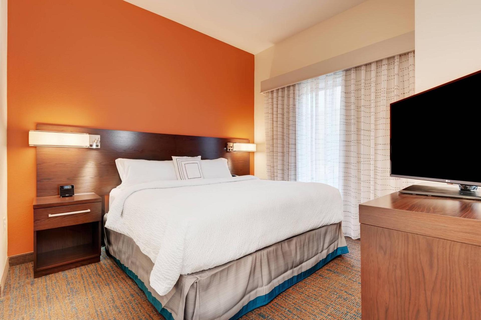 Residence Inn by Marriott Austin Airport photo 9