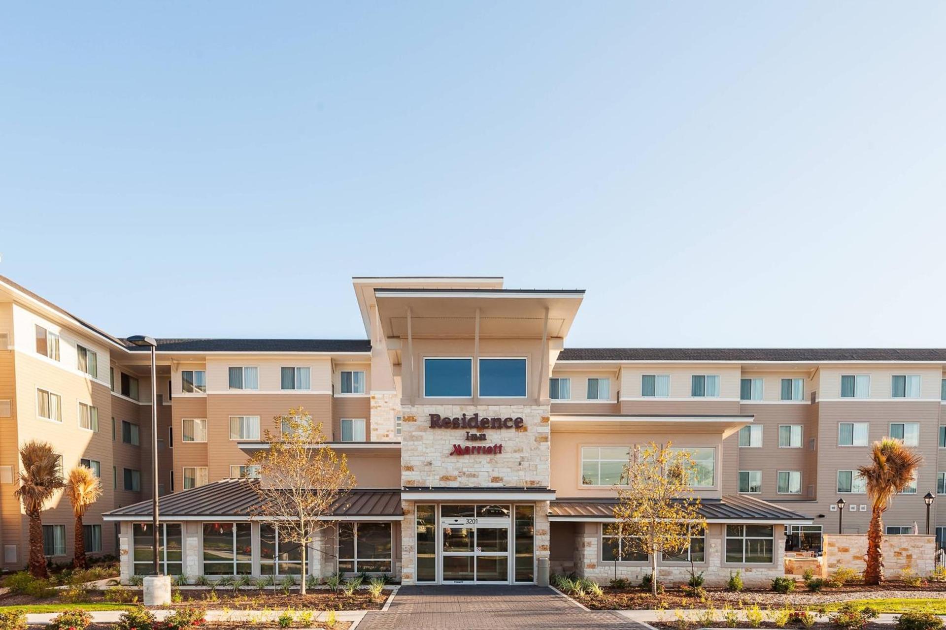 Residence Inn by Marriott Austin Airport photo 1