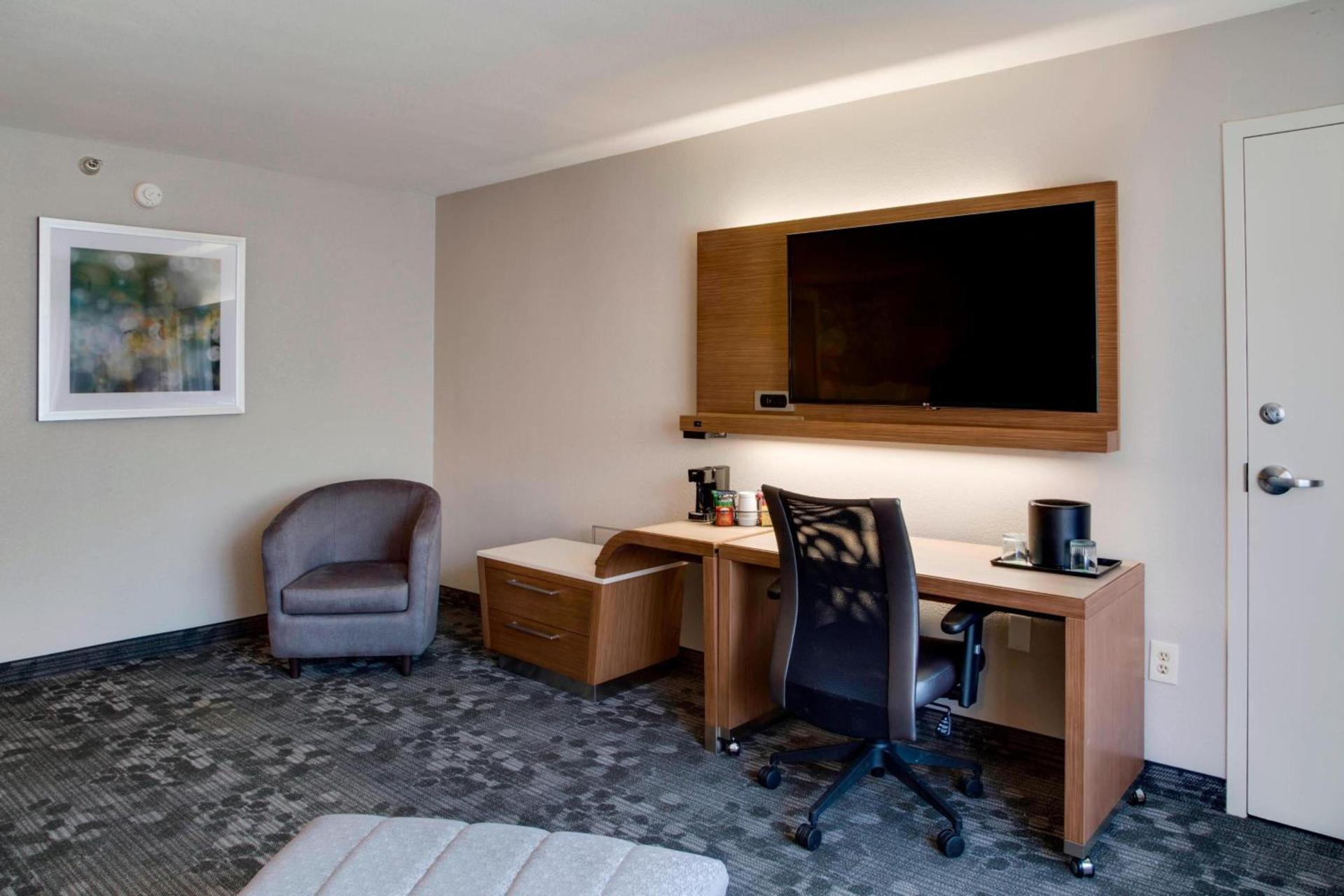 Courtyard by Marriott Ocala photo 16