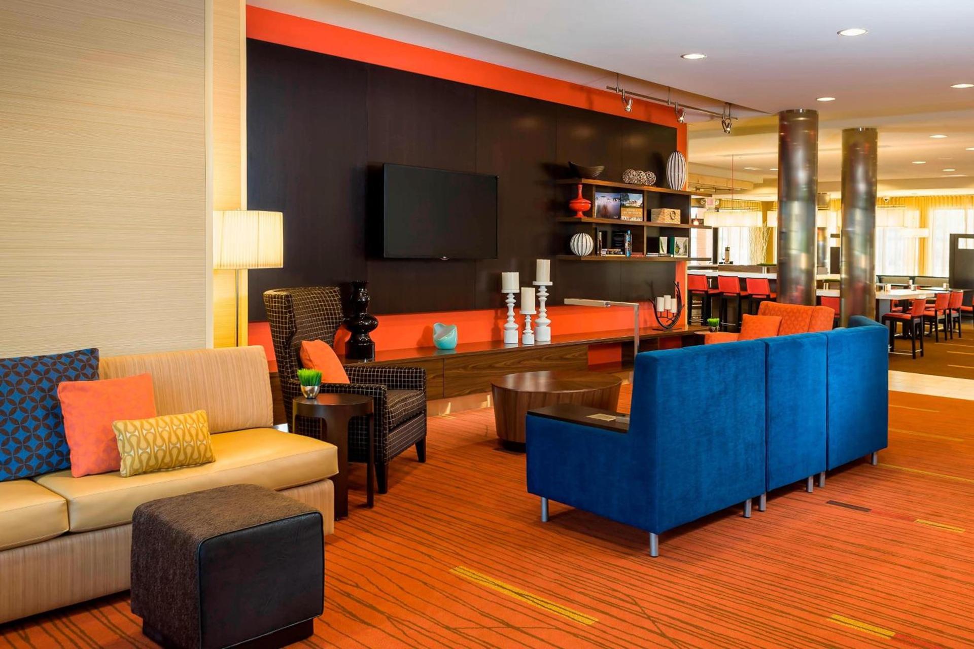 Courtyard by Marriott Kalamazoo Portage photo 8
