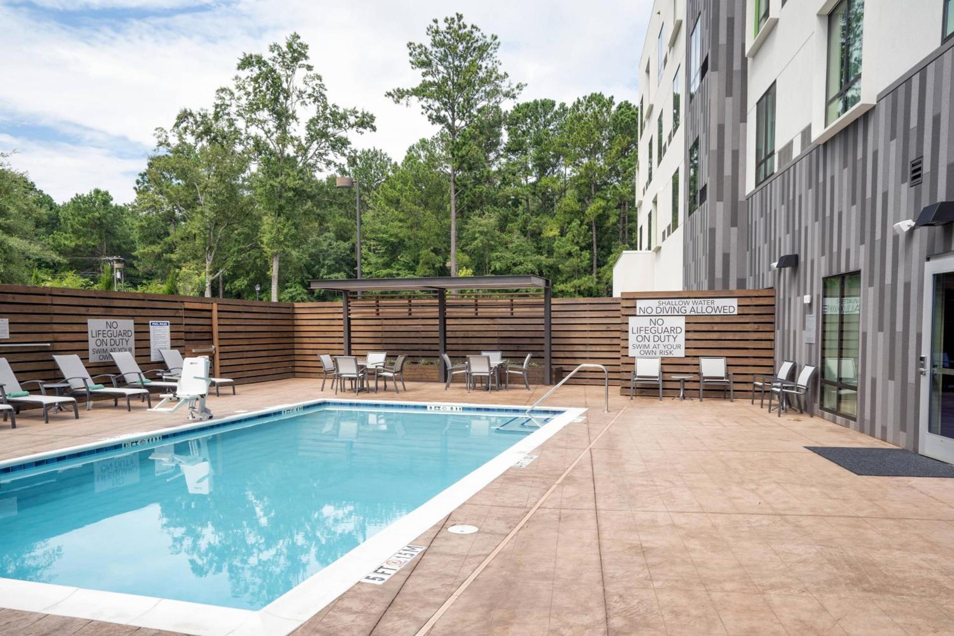 Courtyard by Marriott Charleston-North Charleston photo 28