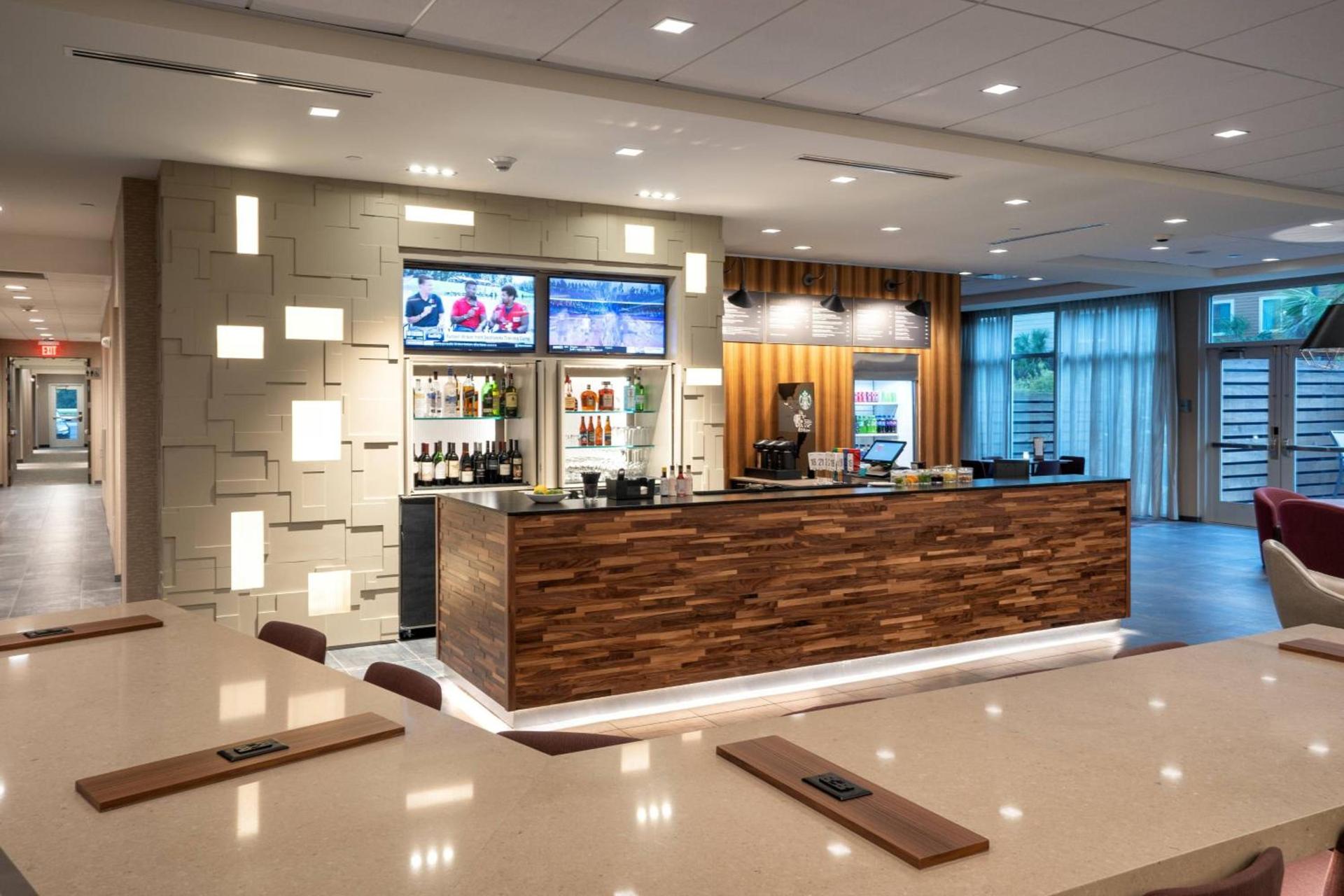 Courtyard by Marriott Charleston-North Charleston photo 18