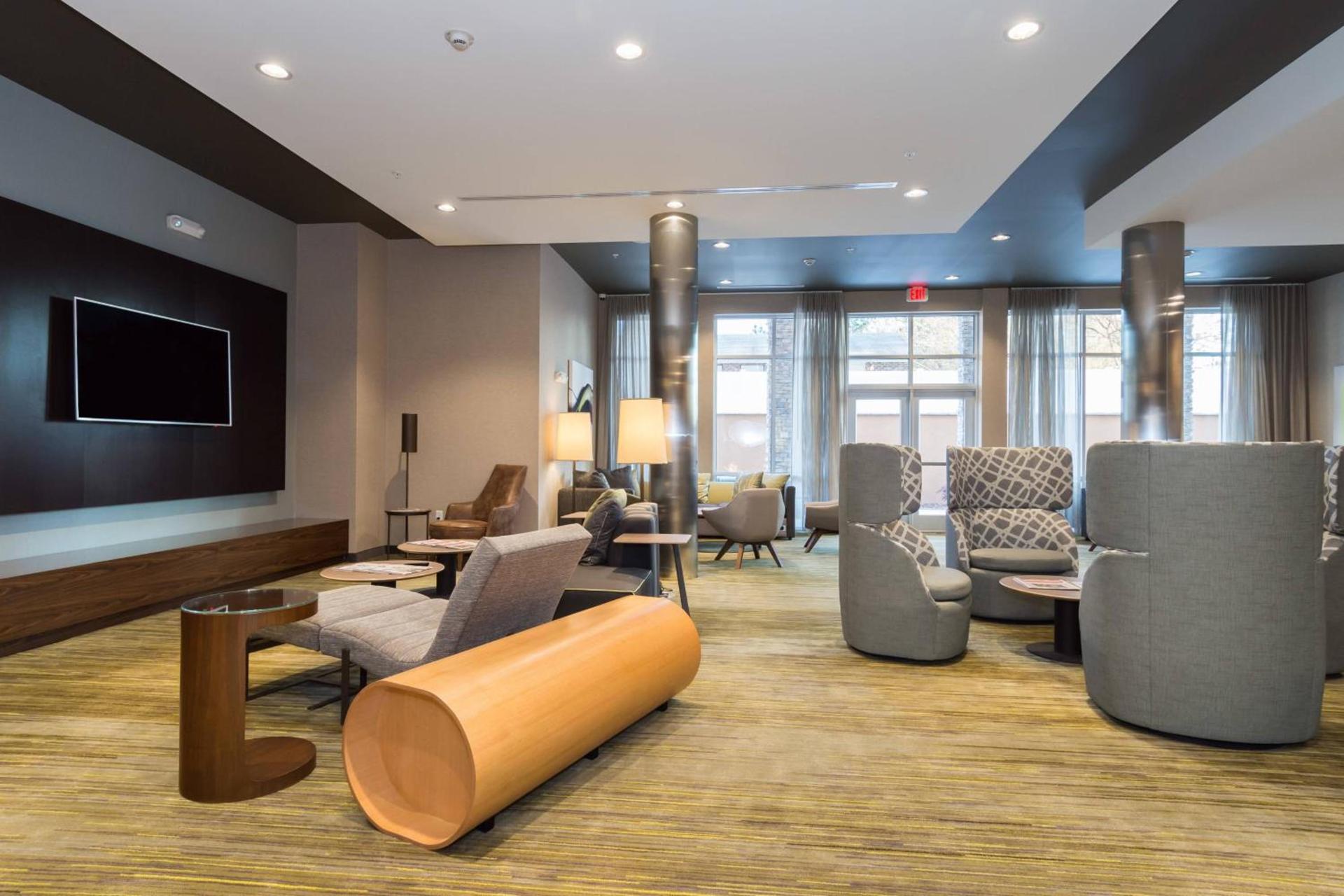 Courtyard By Marriott Fayetteville Fort Bragg Spring Lake photo 2