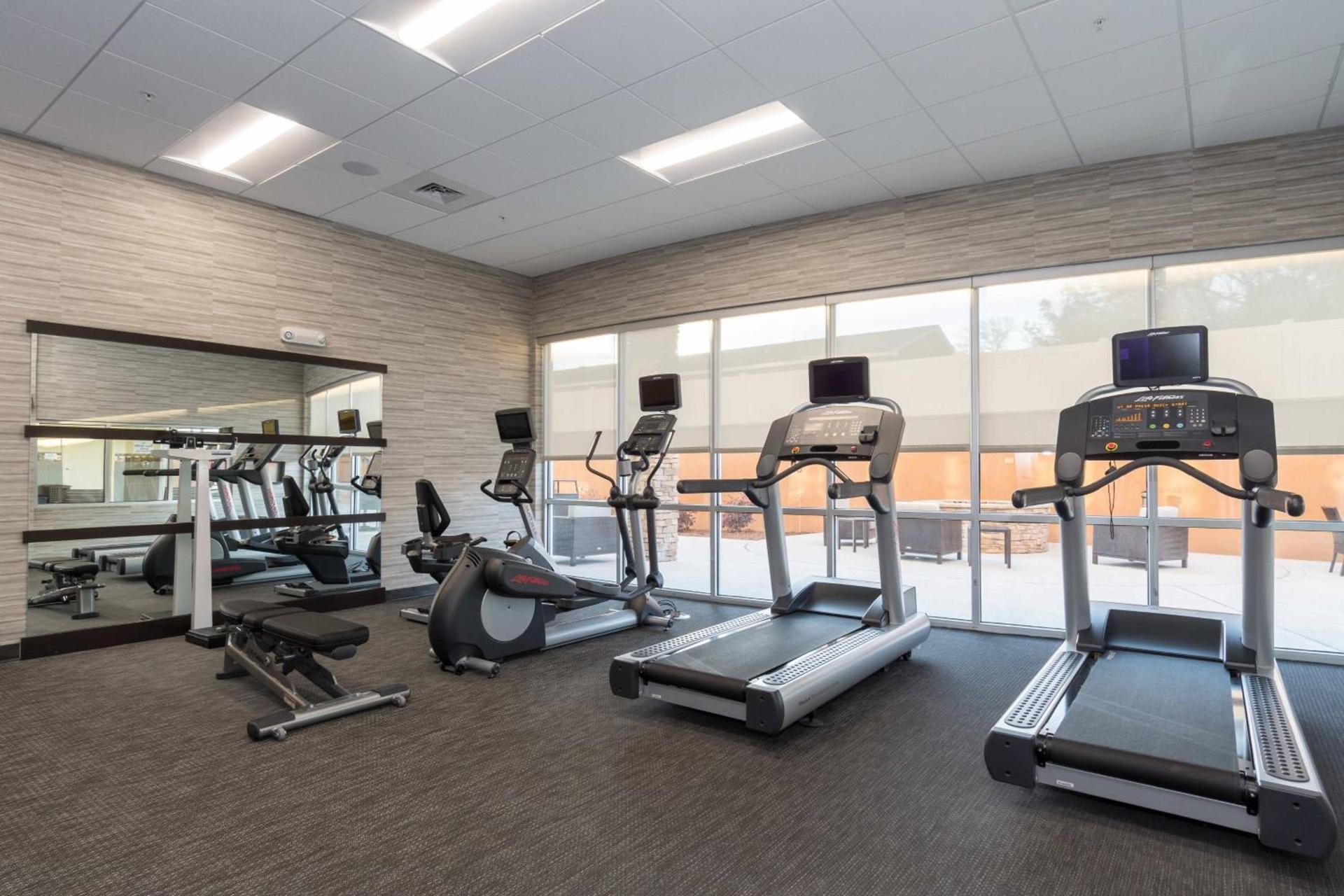 Courtyard By Marriott Fayetteville Fort Bragg Spring Lake photo 21