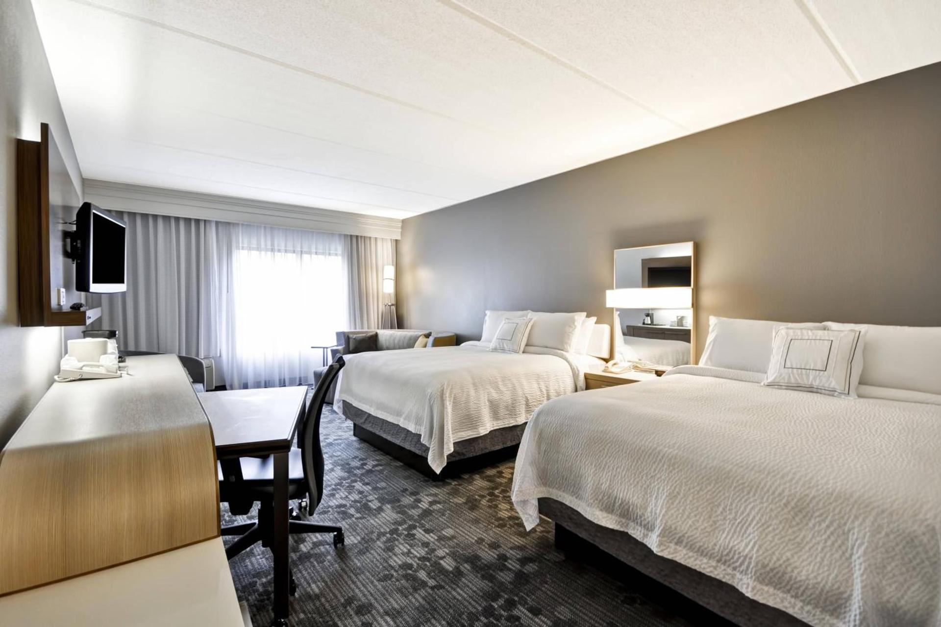 Courtyard by Marriott Dalton photo 5