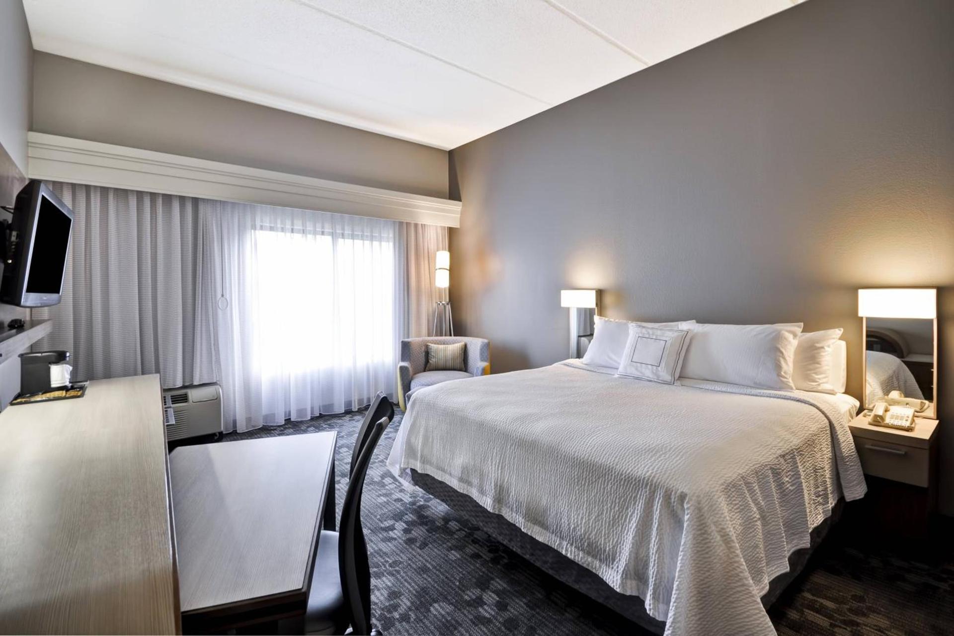 Courtyard by Marriott Dalton photo 7