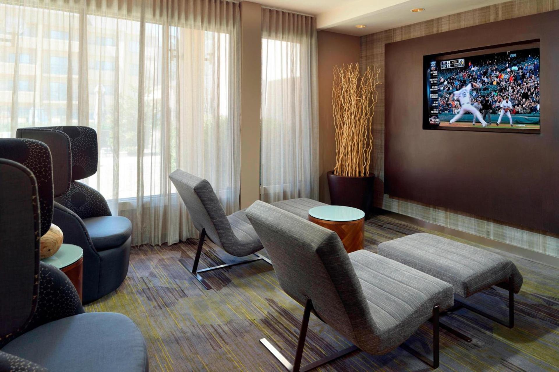Courtyard by Marriott Perimeter Center photo 18