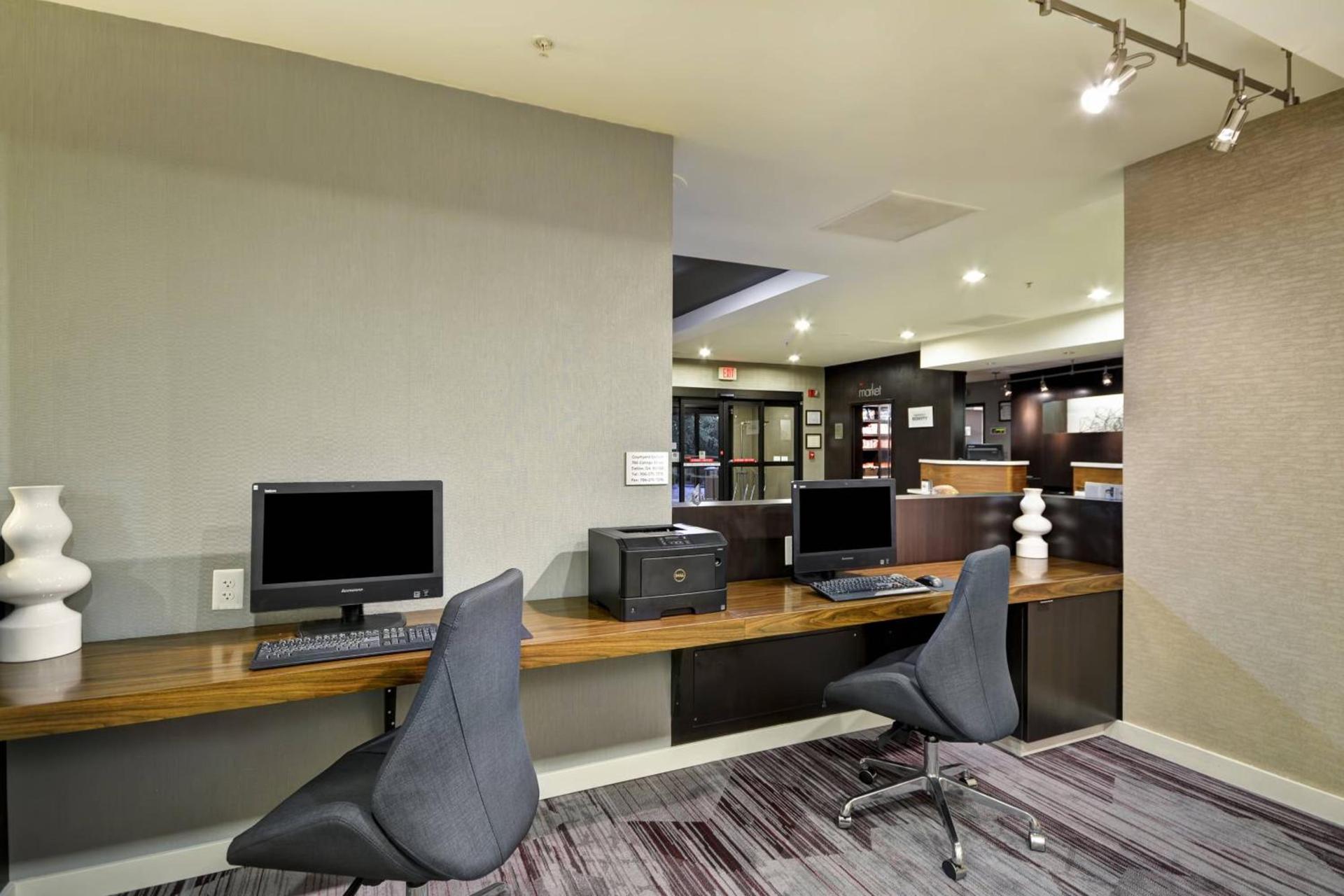 Courtyard by Marriott Dalton photo 23