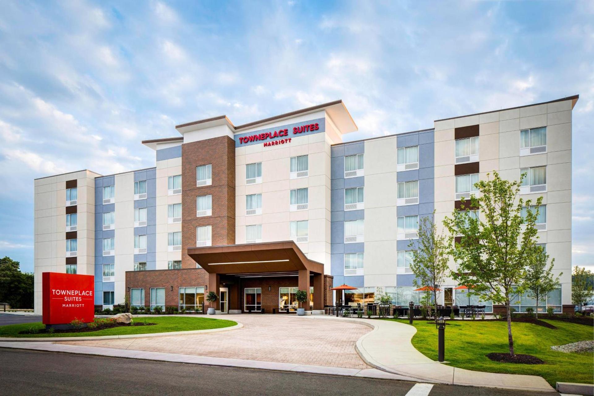 TownePlace Suites by Marriott Houston Hobby Airport photo 1