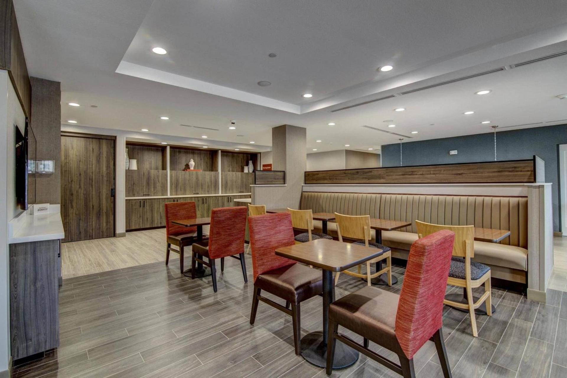 TownePlace Suites by Marriott Houston Hobby Airport photo 23
