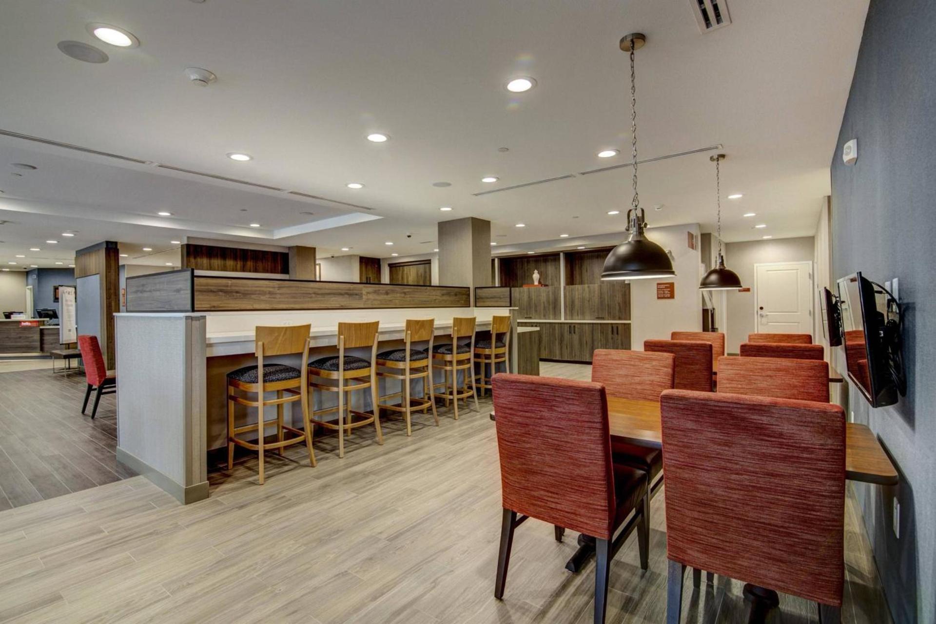 TownePlace Suites by Marriott Houston Hobby Airport photo 24