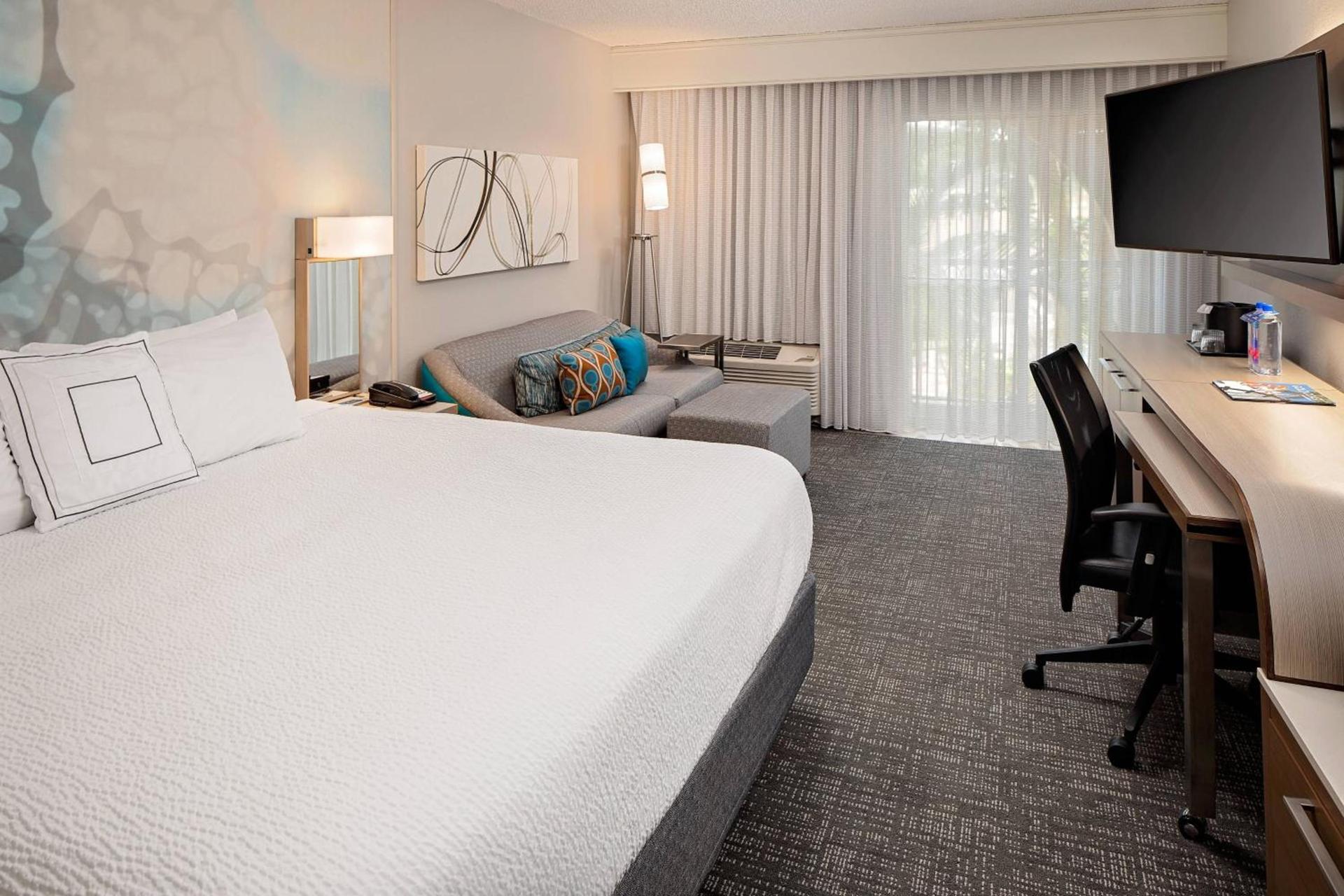 Courtyard by Marriott Fort Lauderdale North/Cypress Creek photo 5