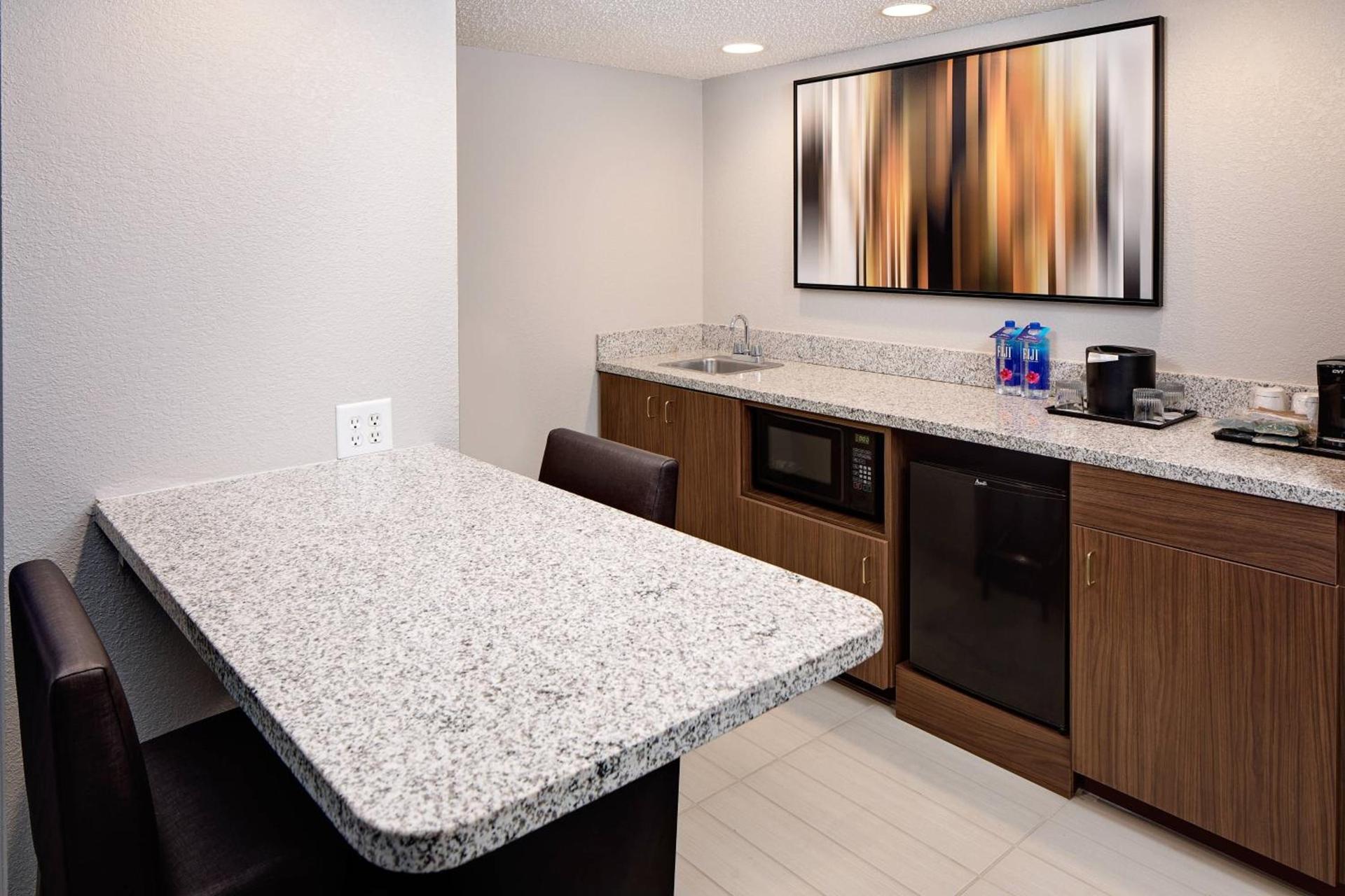 Courtyard by Marriott Fort Lauderdale North/Cypress Creek photo 17