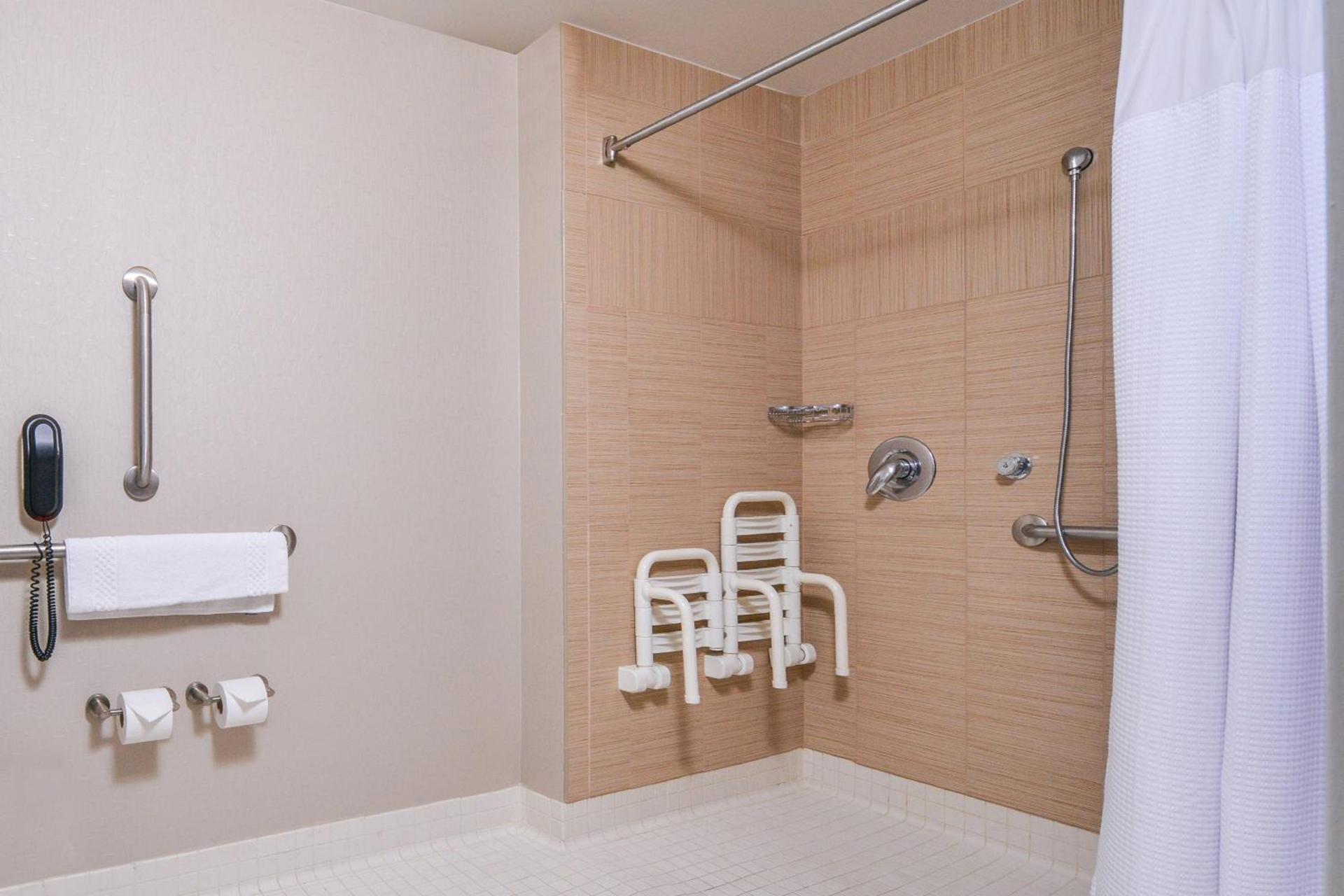 SpringHill Suites Fairfax Fair Oaks photo 18