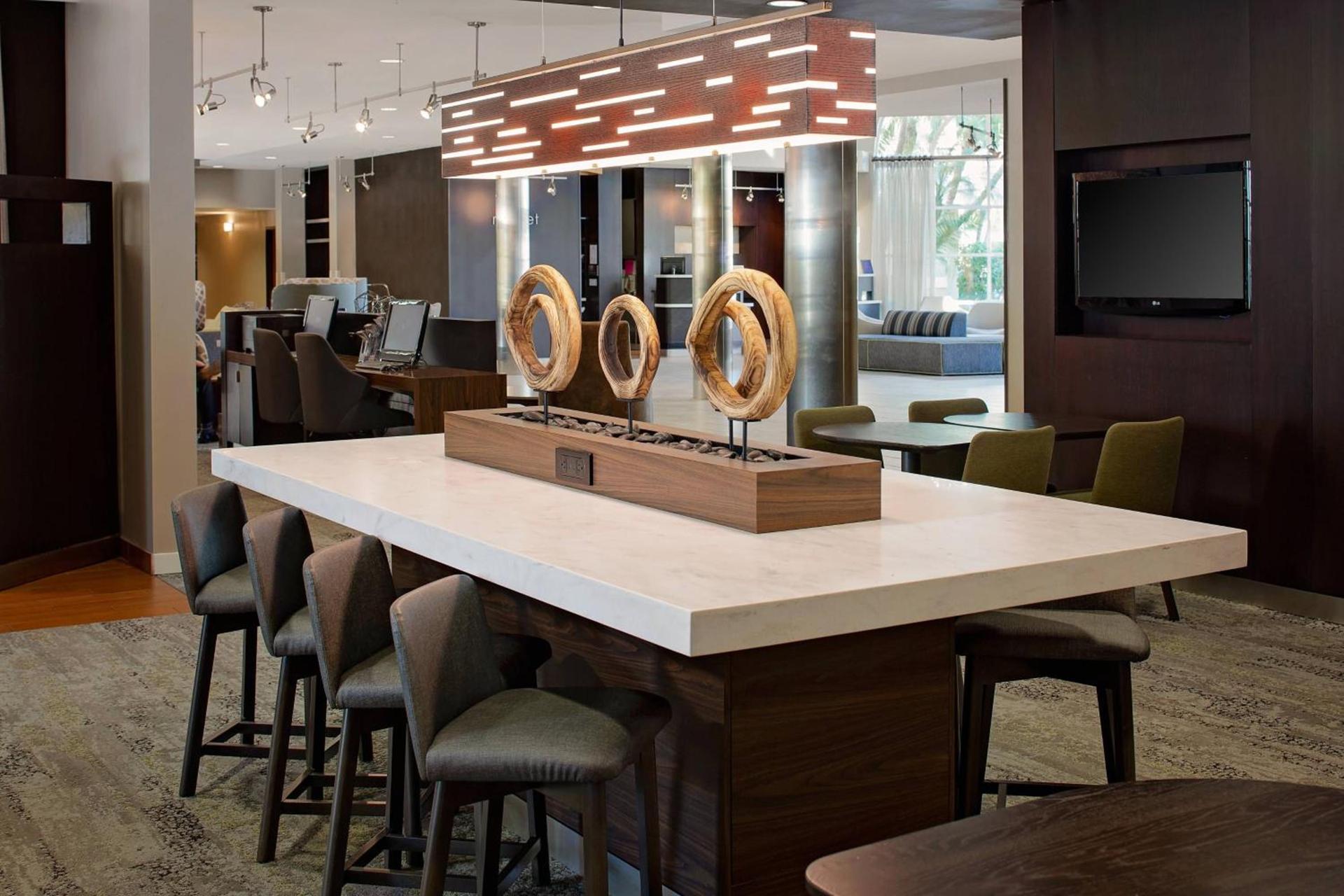 Courtyard by Marriott Fort Lauderdale North/Cypress Creek photo 21