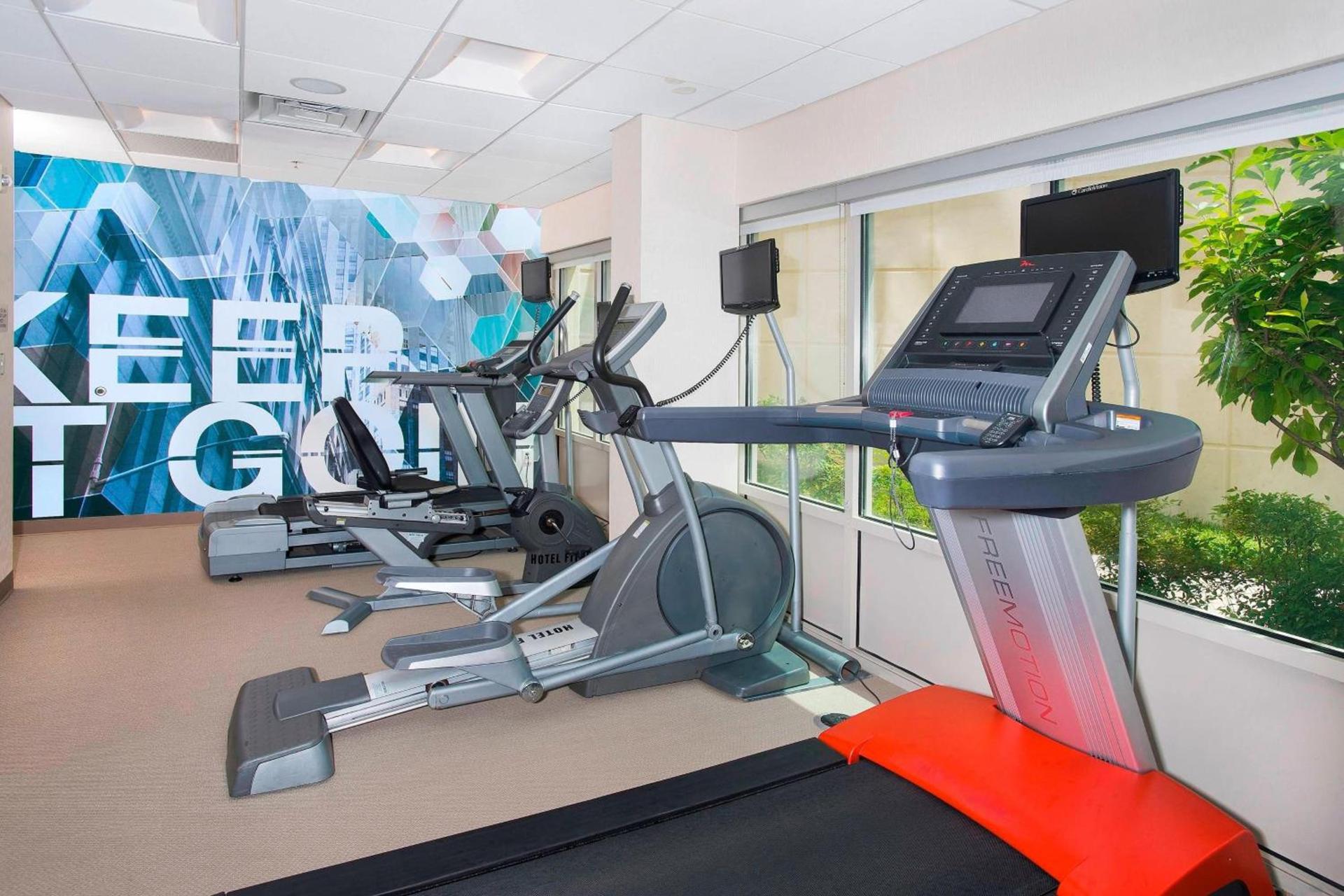 SpringHill Suites Fairfax Fair Oaks photo 25