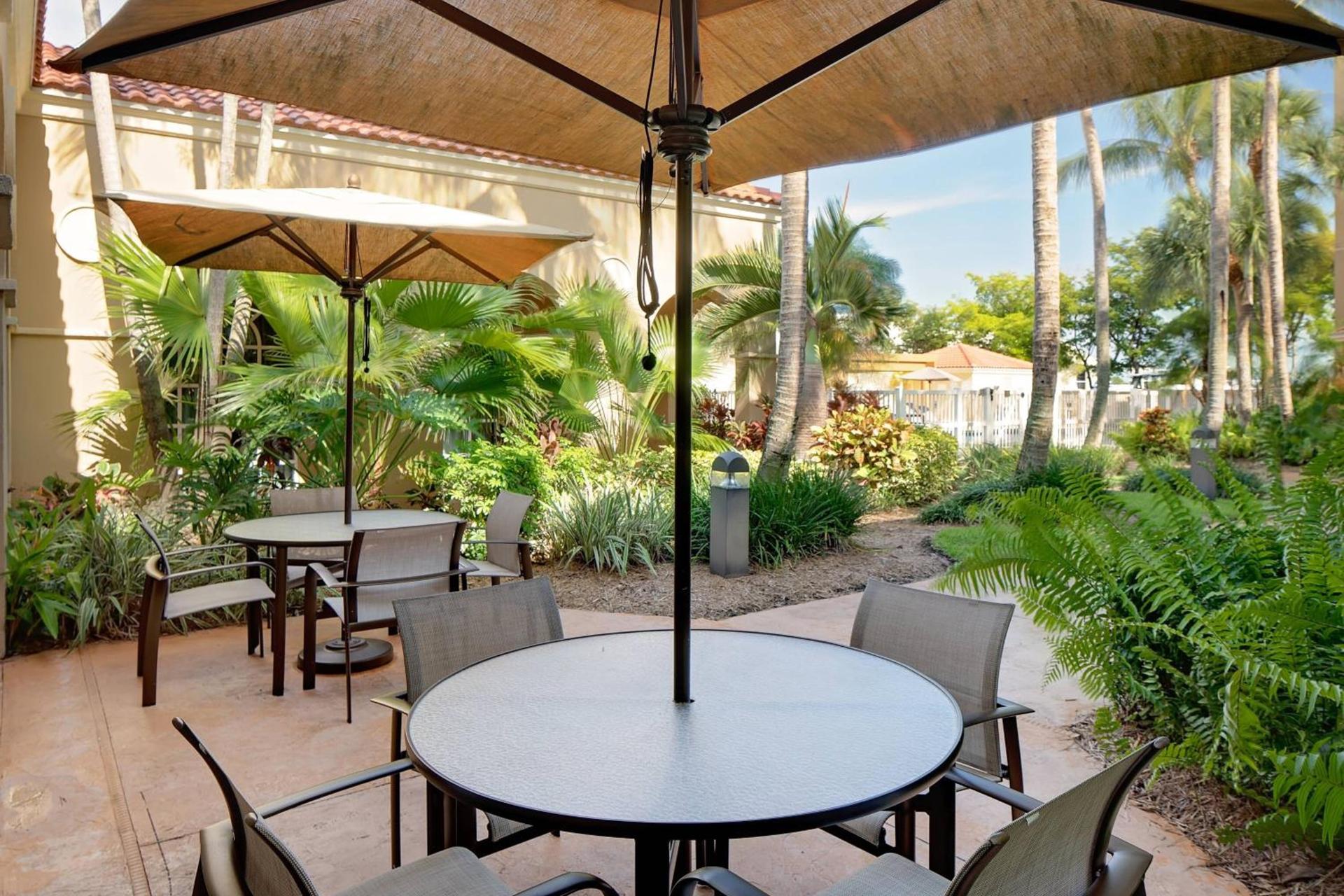 Courtyard by Marriott Fort Lauderdale North/Cypress Creek photo 31