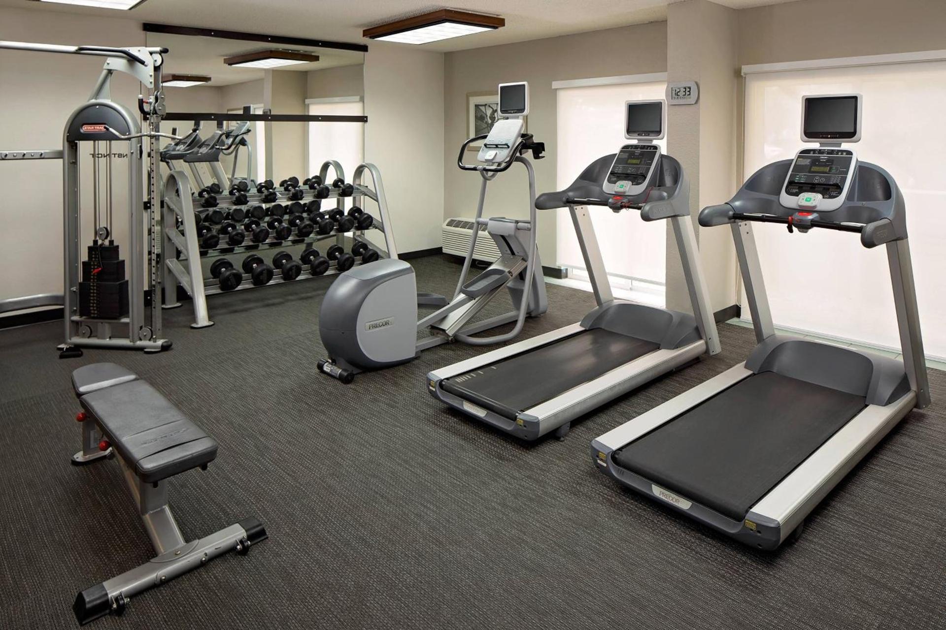 Courtyard by Marriott Fort Lauderdale North/Cypress Creek photo 41