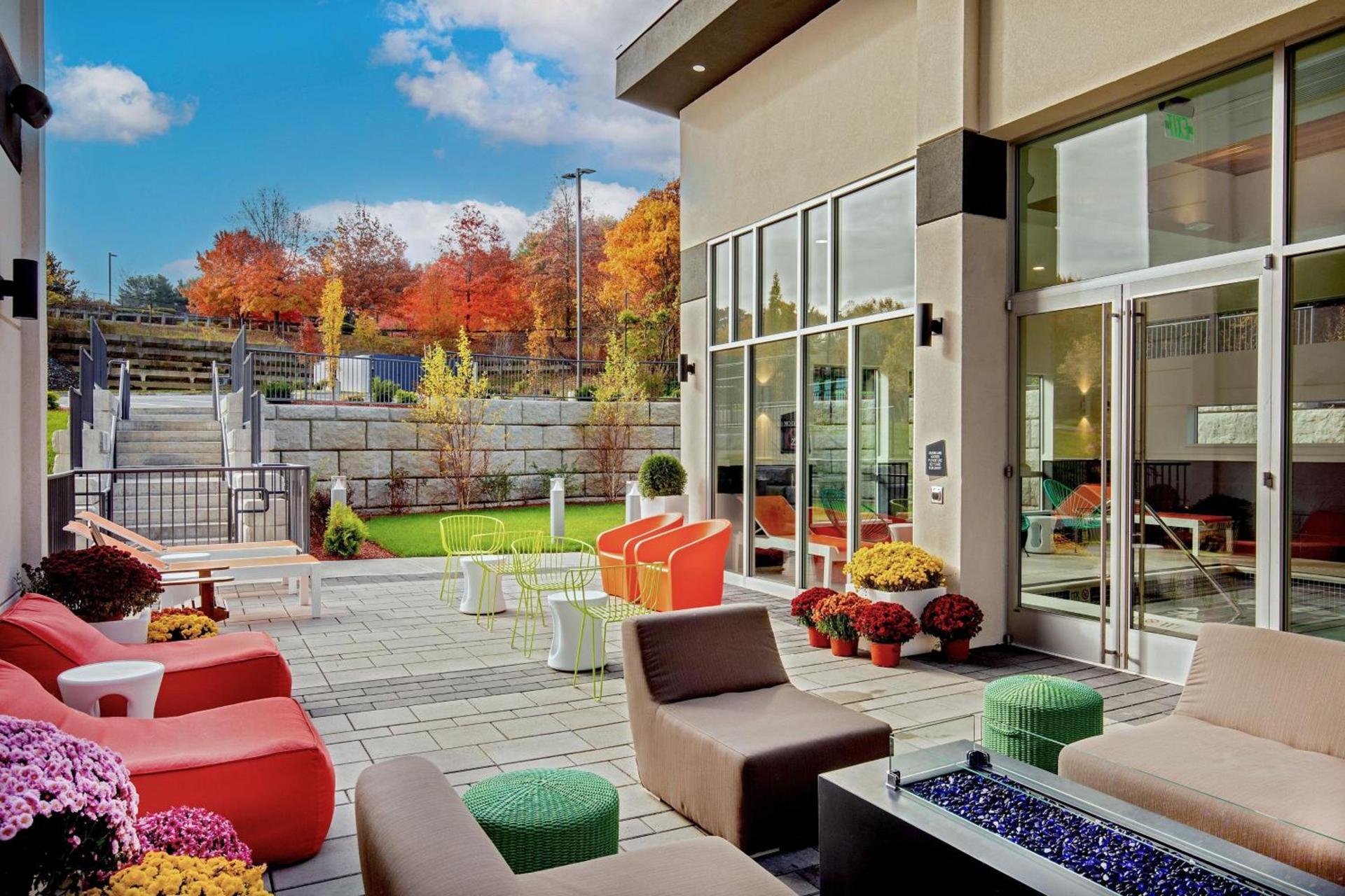Aloft by Marriott Framingham photo 12