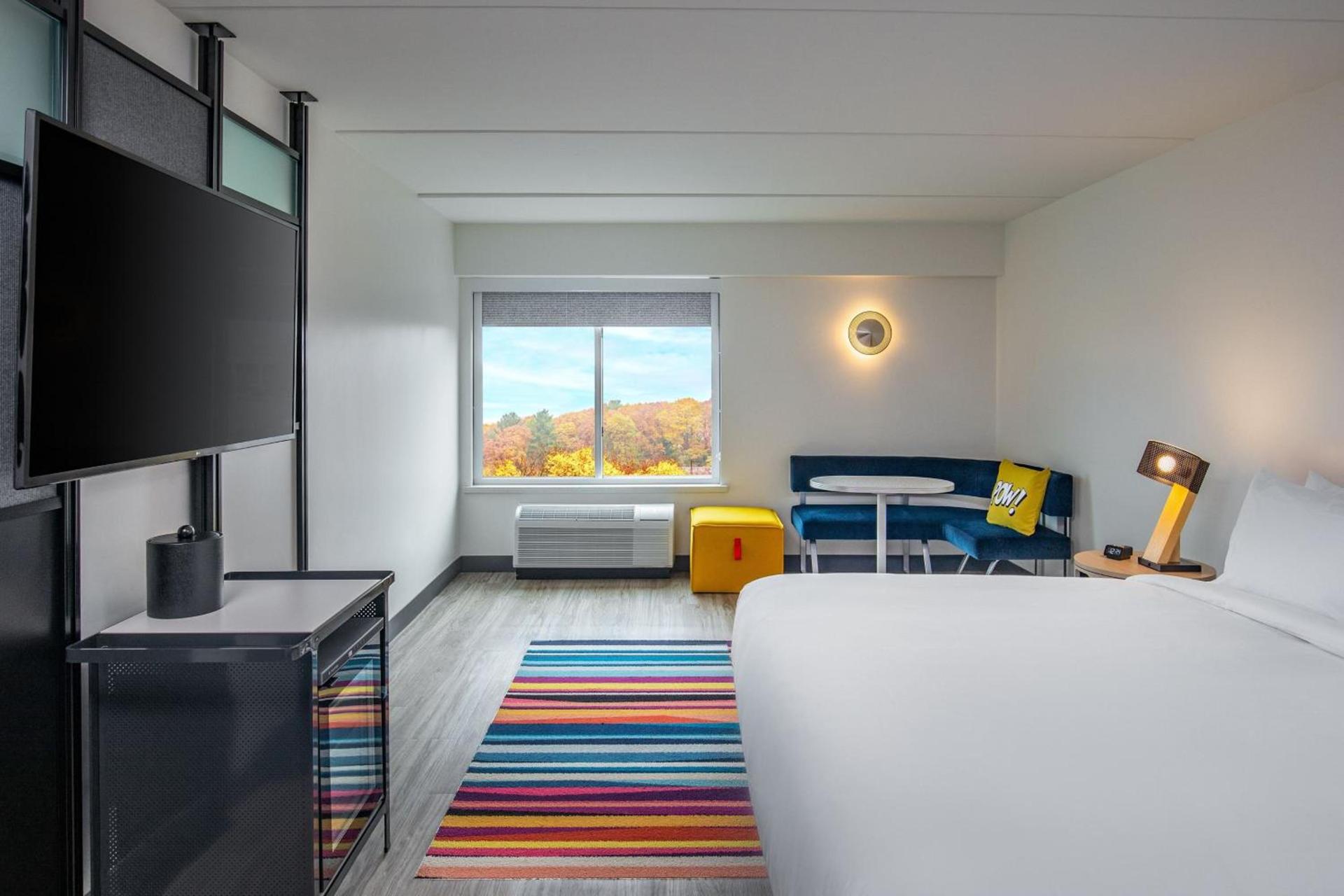 Aloft by Marriott Framingham photo 15