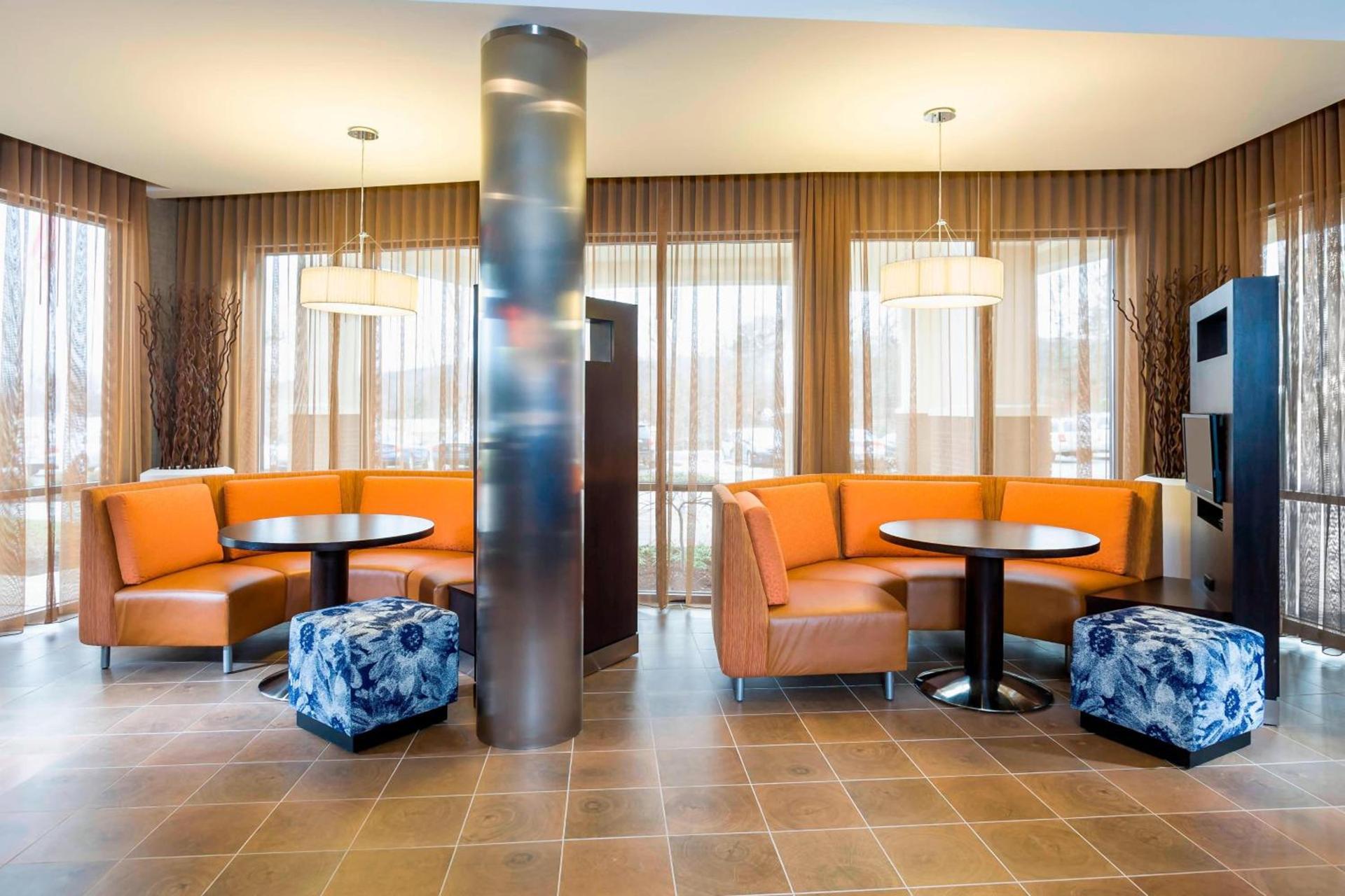 Courtyard by Marriott Stafford Quantico photo 12