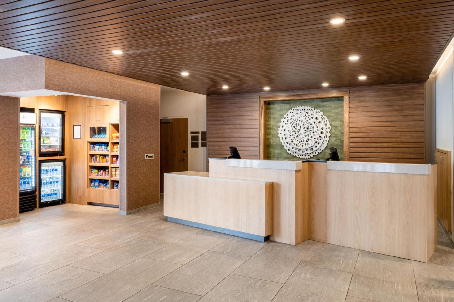 Fairfield Inn & Suites Minneapolis North photo 3