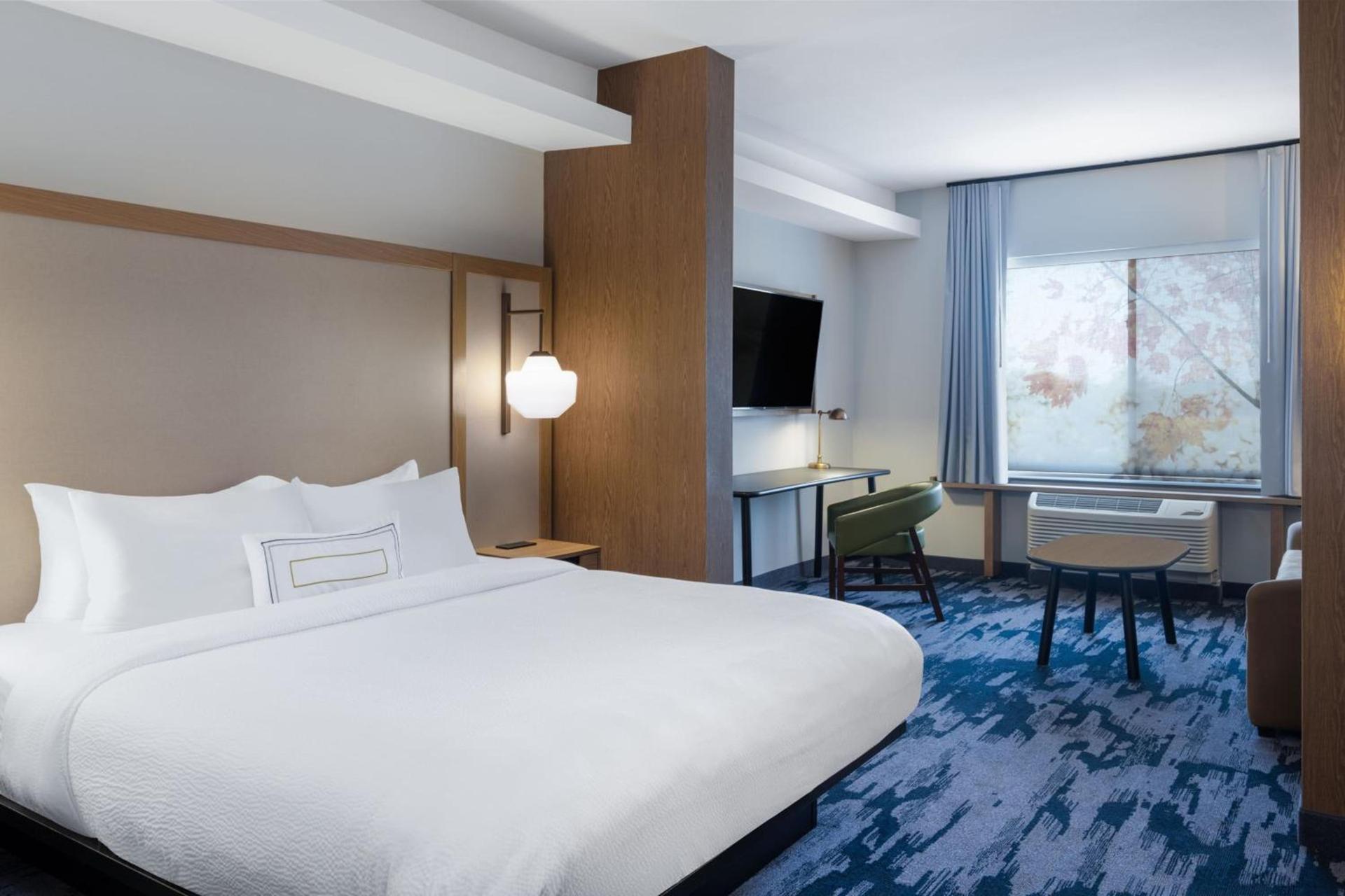 Fairfield Inn & Suites Minneapolis North photo 15