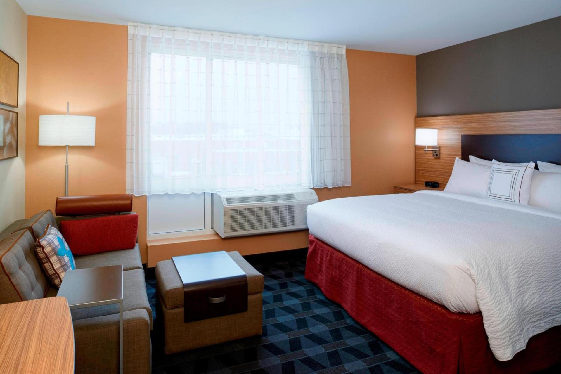 TownePlace Suites by Marriott Grand Rapids Airport photo 7
