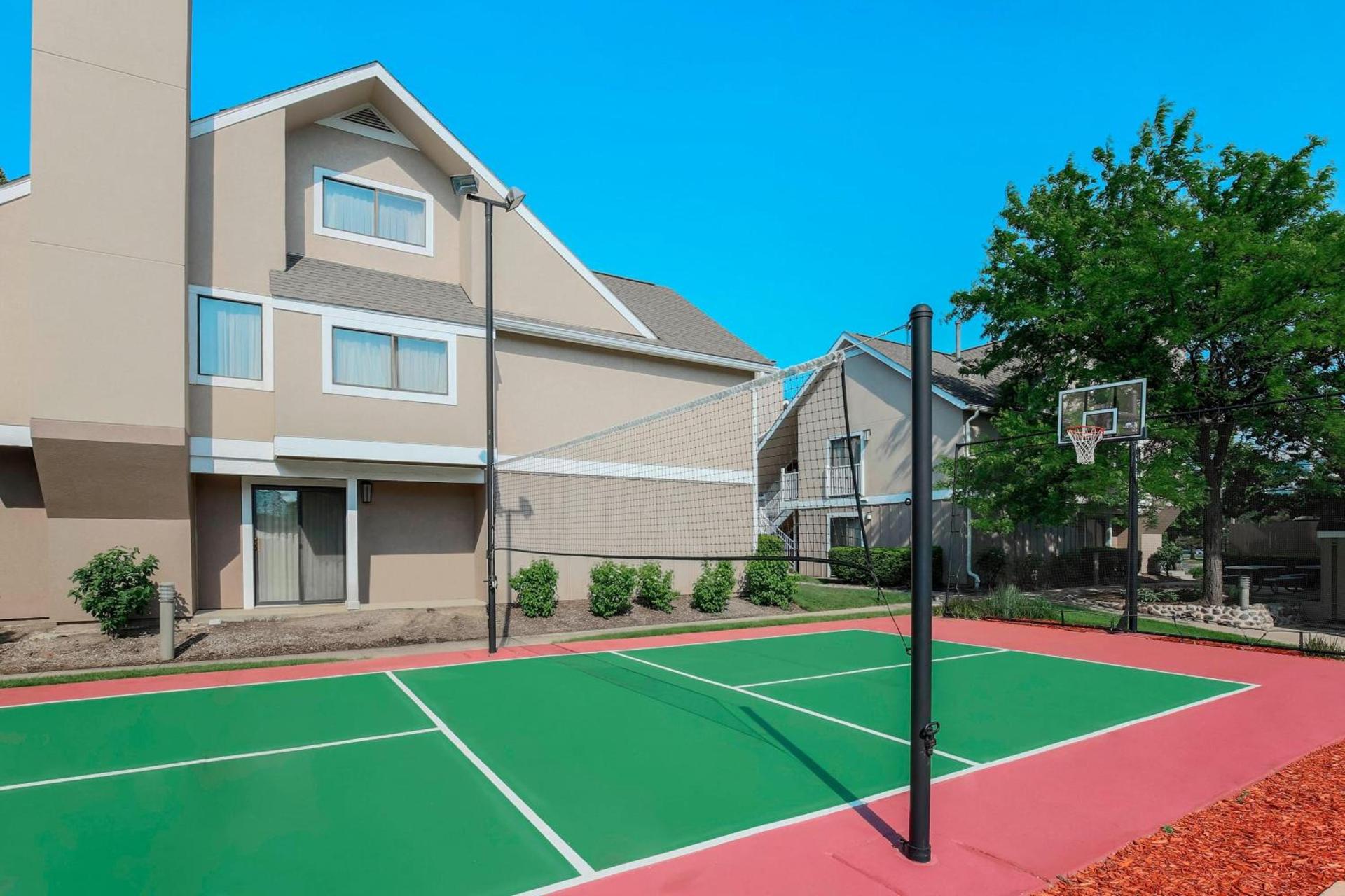 Residence Inn Chicago Deerfield photo 28