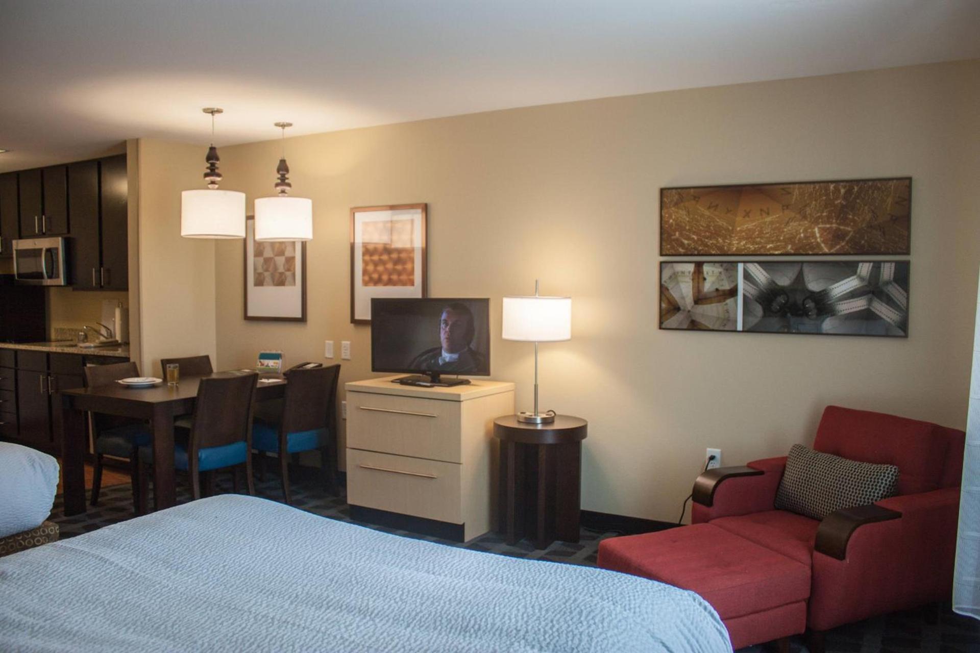 TownePlace Suites by Marriott Beaumont Port Arthur photo 2