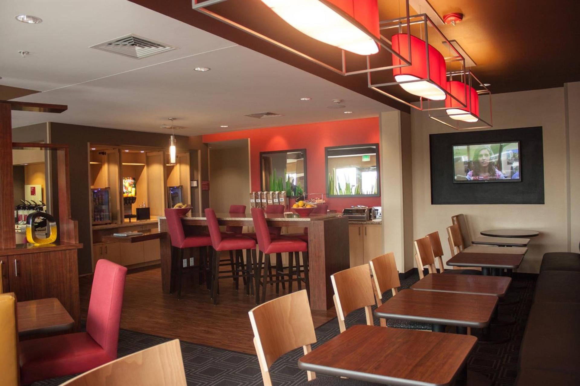 TownePlace Suites by Marriott Beaumont Port Arthur photo 11
