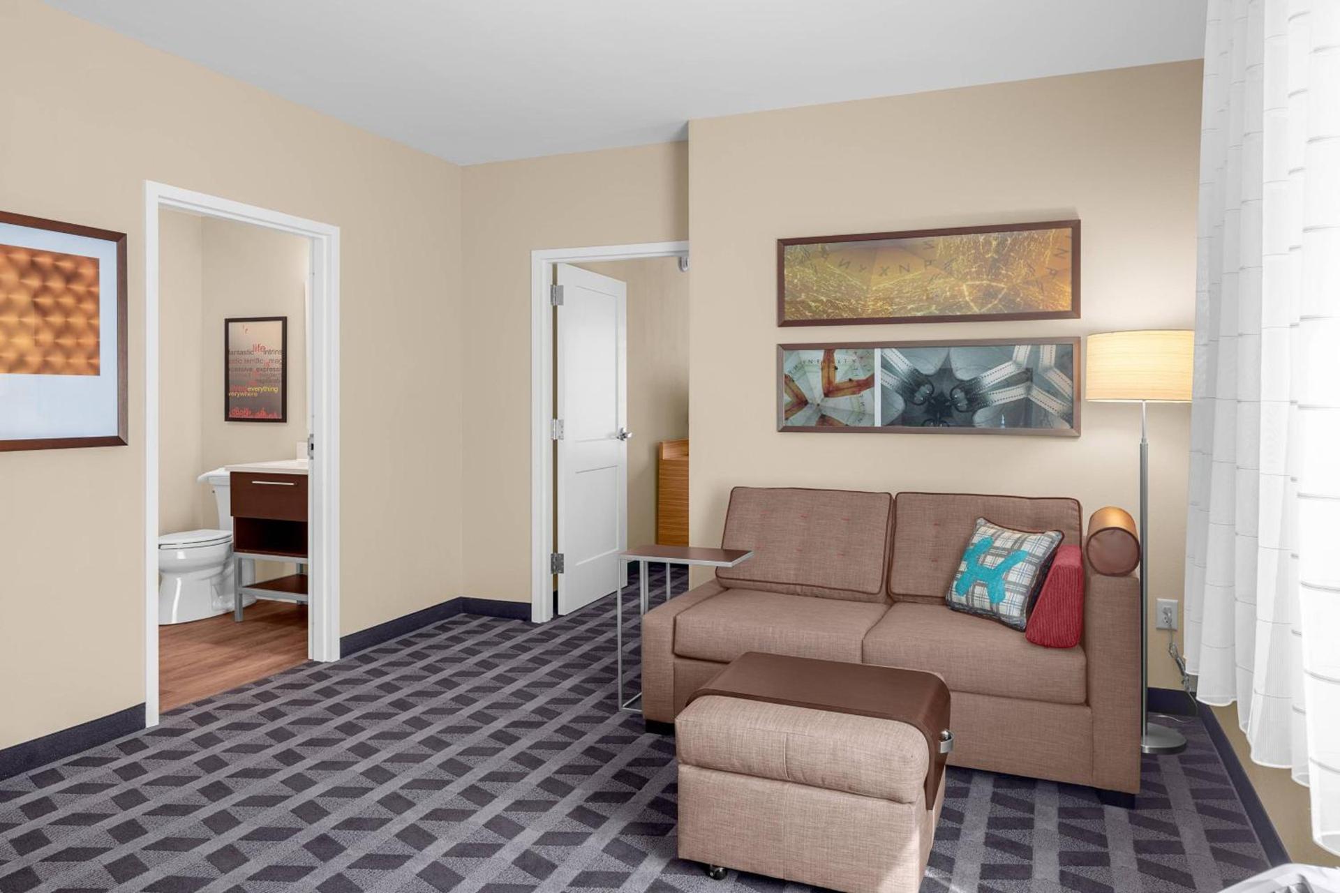 TownePlace Suites Cincinnati Fairfield photo 11