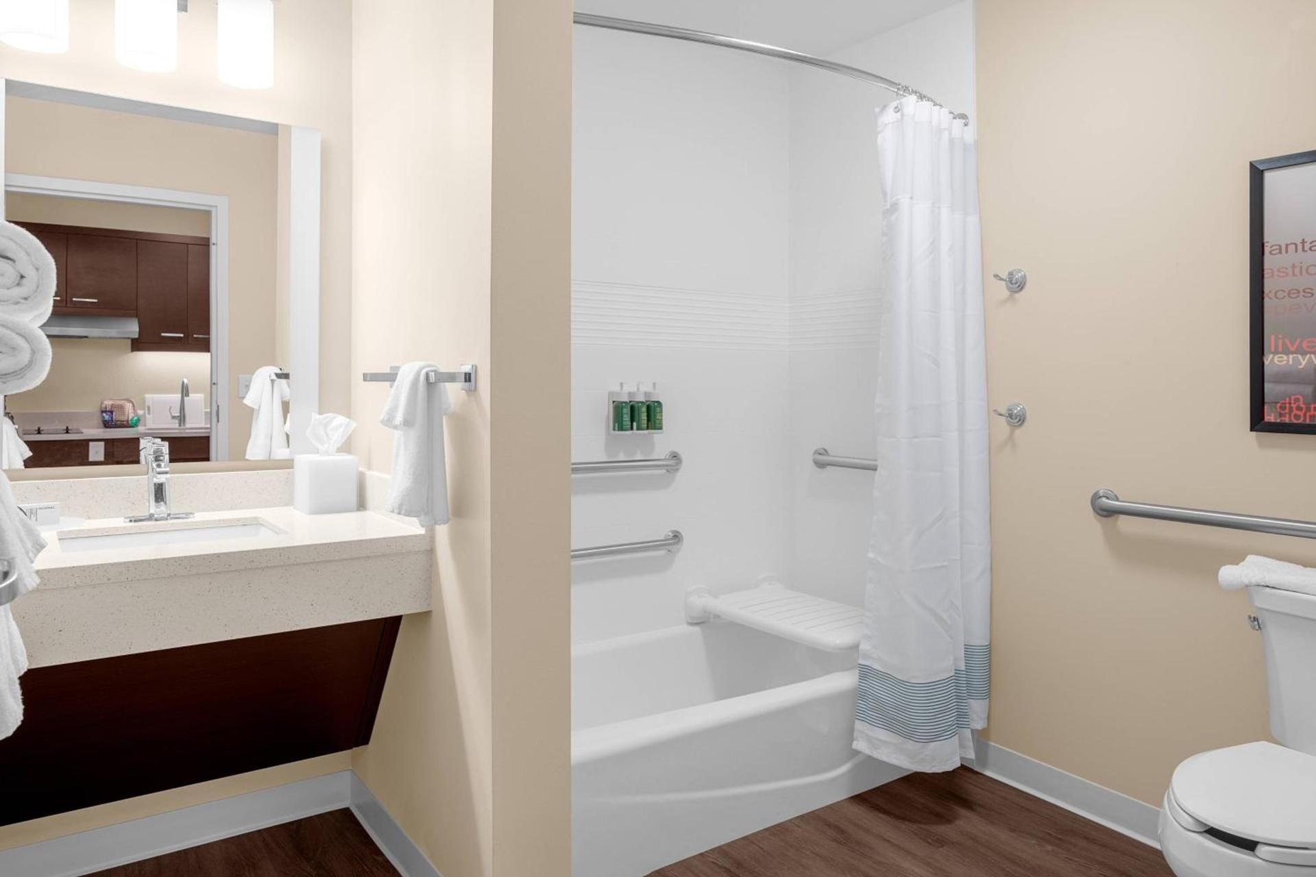 TownePlace Suites Cincinnati Fairfield photo 21