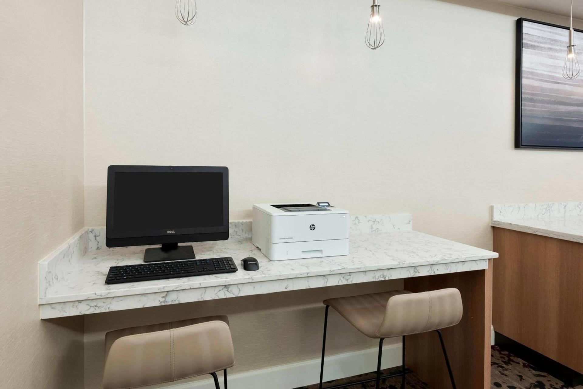 Residence Inn by Marriott Tampa at USF/Medical Center photo 18