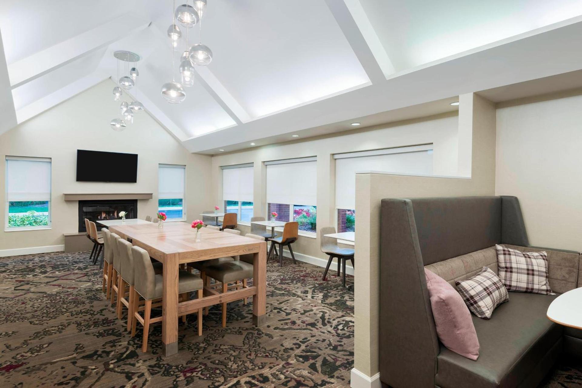 Residence Inn by Marriott Tampa at USF/Medical Center photo 3